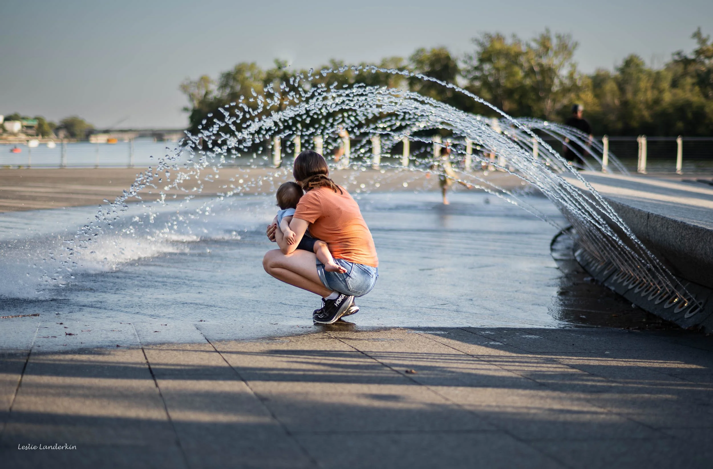 See the Water Splashing!