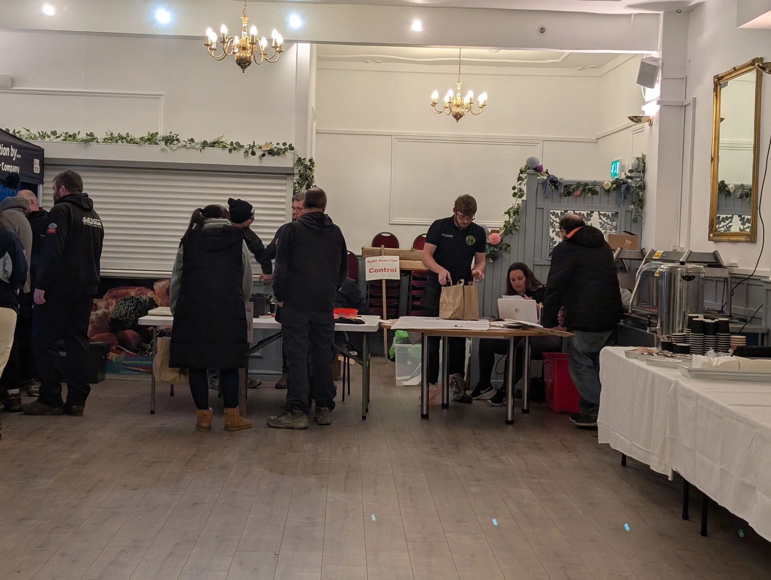 2025-11-08 18.37.56.jpg