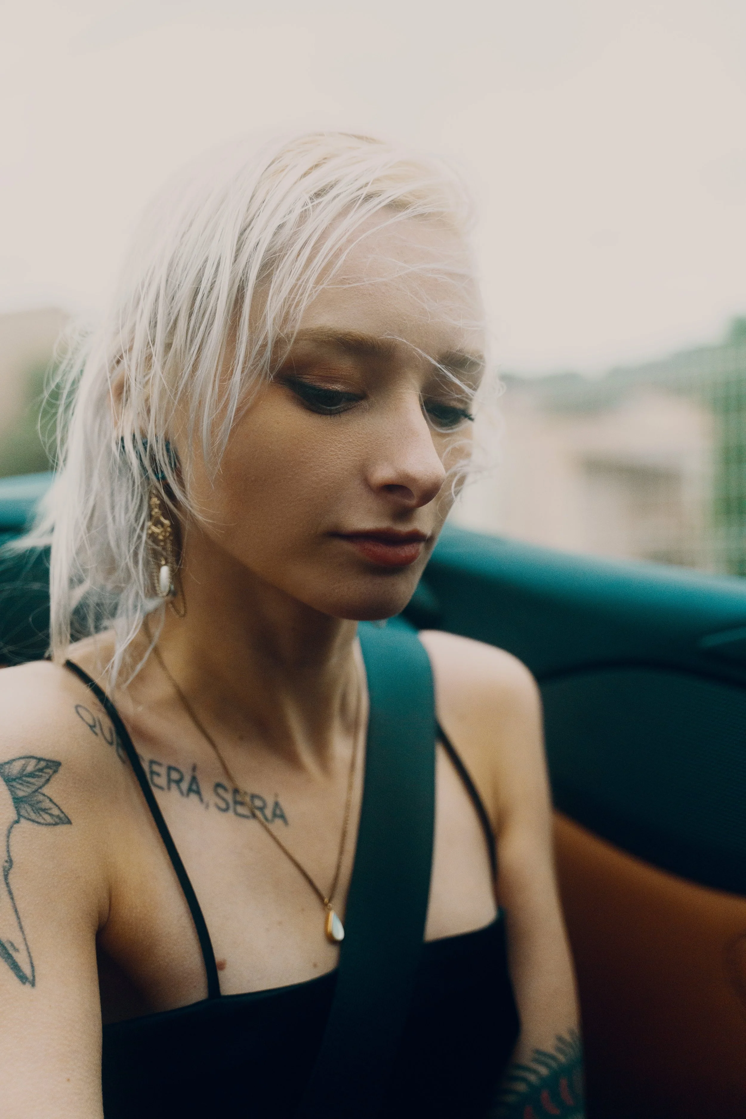 marie i ferrari orange teal.jpg