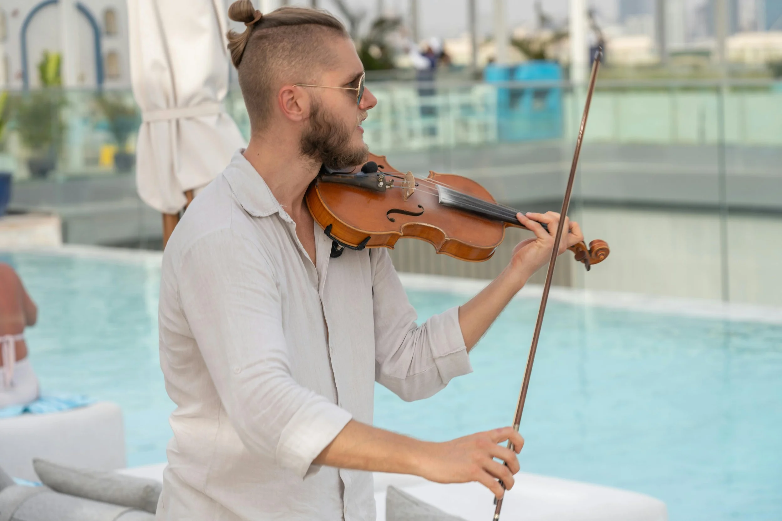 live jazz band for wedding violinist creating elegant outdoor ambiance