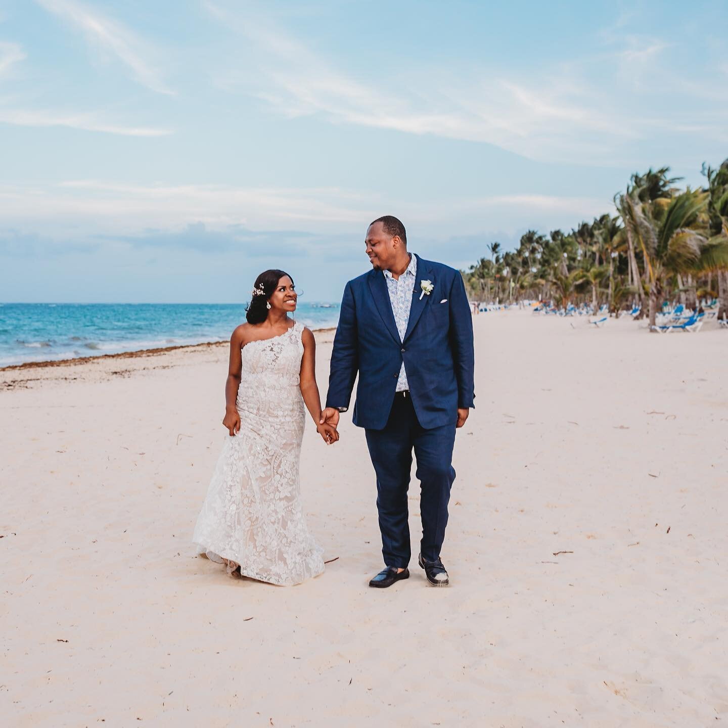 Love knows no bounds, and neither do I when it comes to traveling for weddings! I am excited to capture your love story wherever it takes me. I&rsquo;ve been to multiple locations in the Caribbean and throughout the US to photograph weddings - don&rs