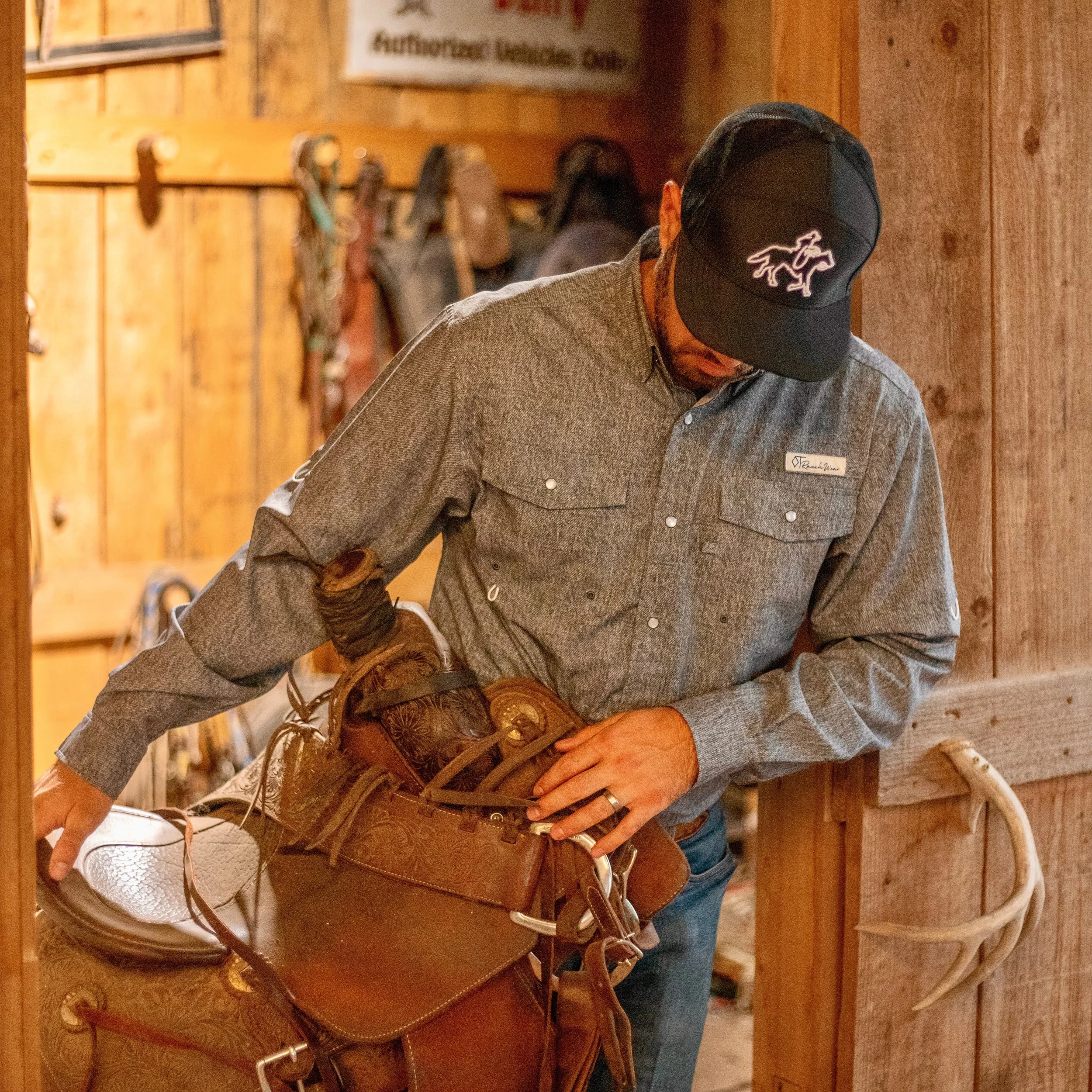 All cattle, no hat?😉

Come see us at market to fix that problem!

Oct. 20-23 | Showroom 14-608

#BrandCowboy #DallasMarketCenter #DallasMarketWeek