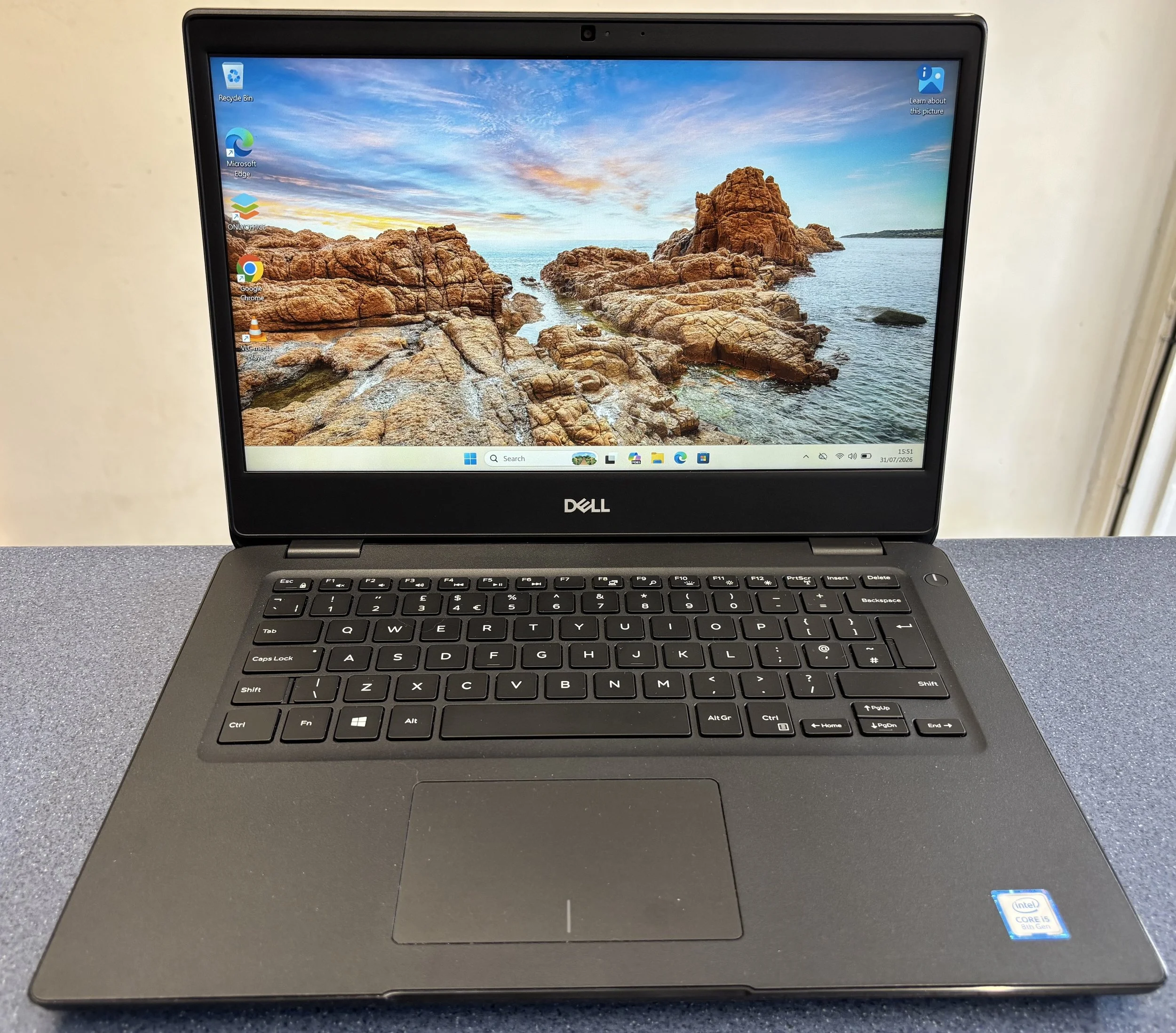 DELL-LAT-3400-2.jpg