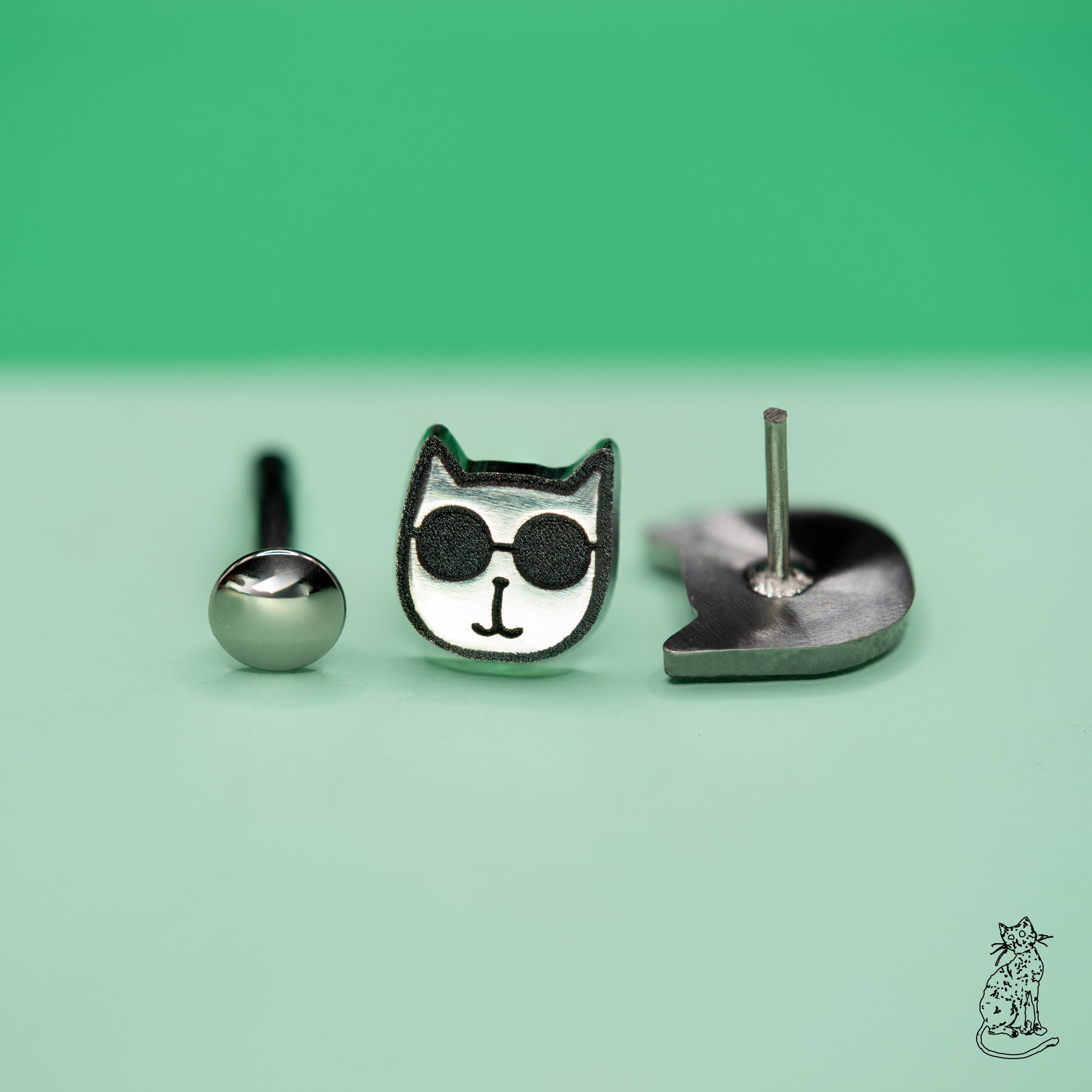 Cool Cat upside down post on side_.jpg
