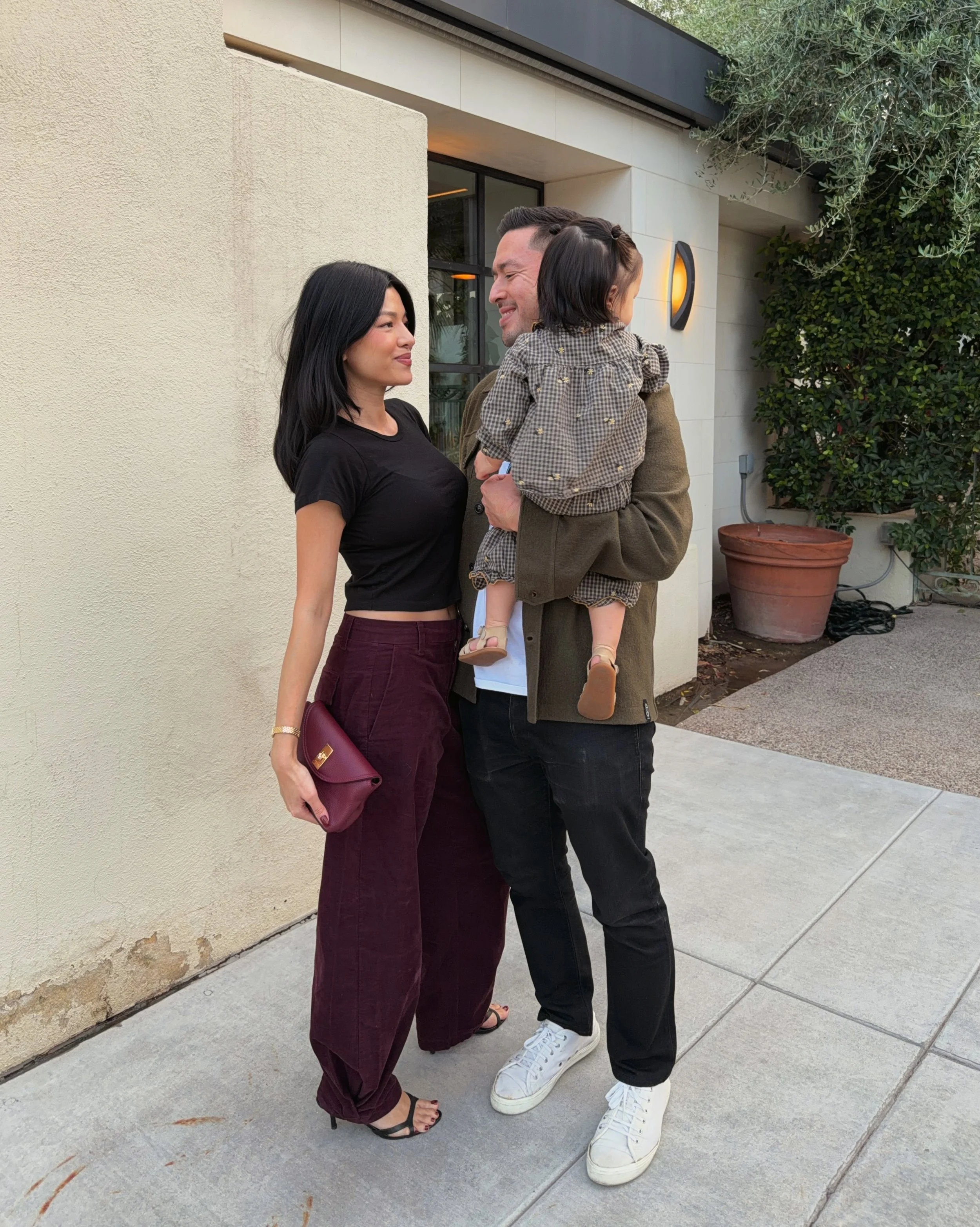 My family is my everything 🤍

Happy birthday to the best daddy ever 🎂