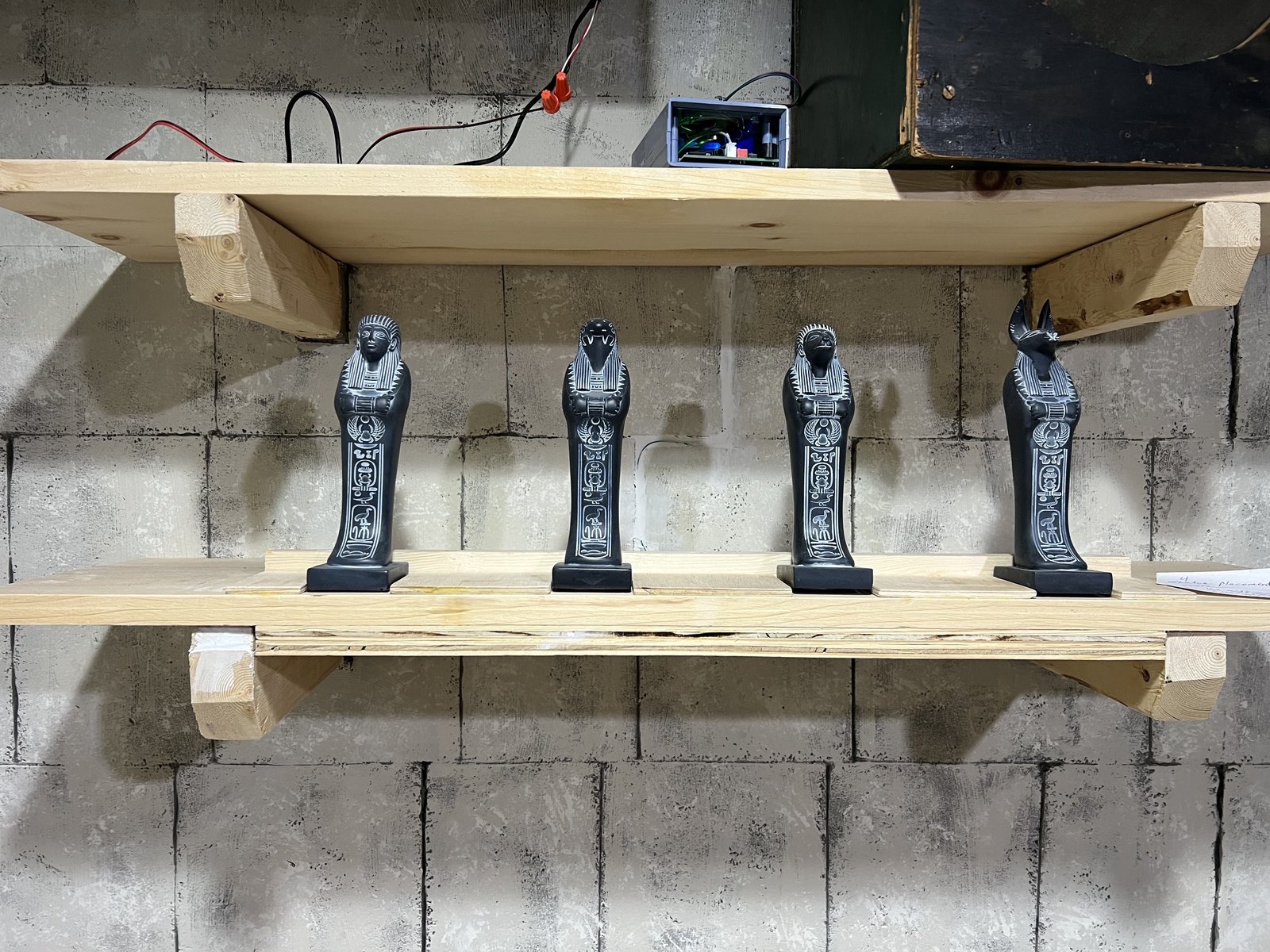 4-sons-of-horus-statues.jpeg