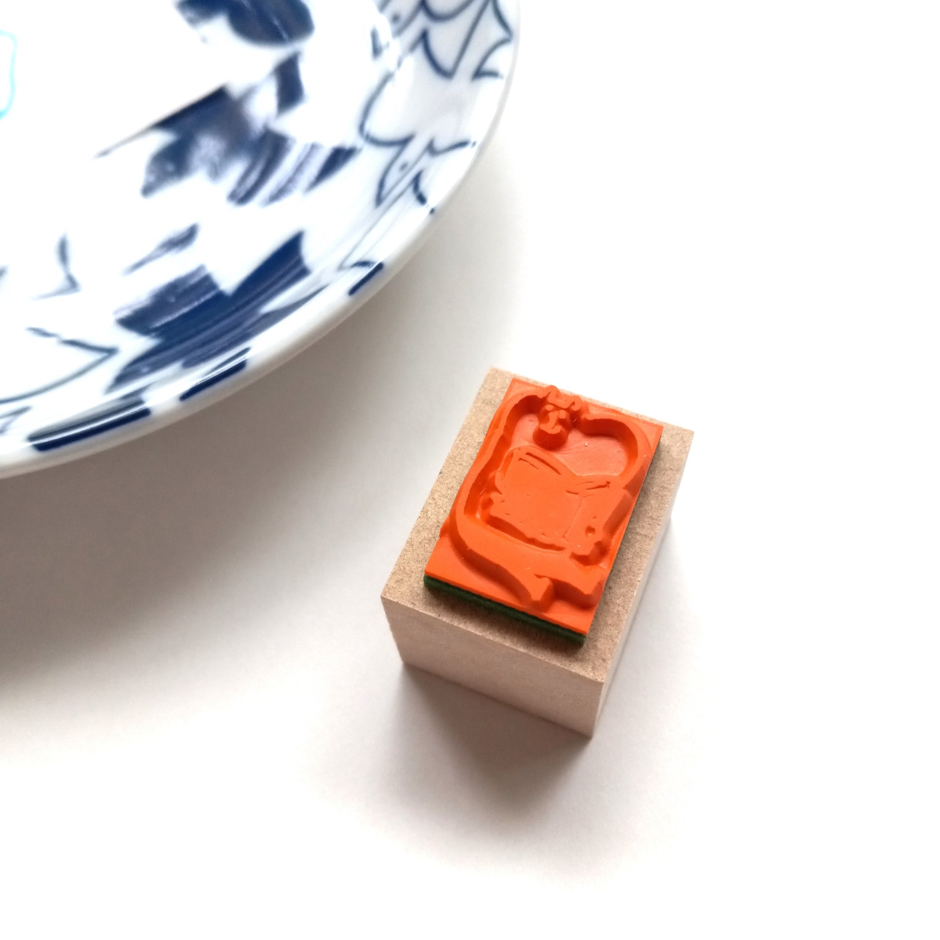 Spica Garden Rubber Stamp Muu-chan Reading || The Stationery Pocket