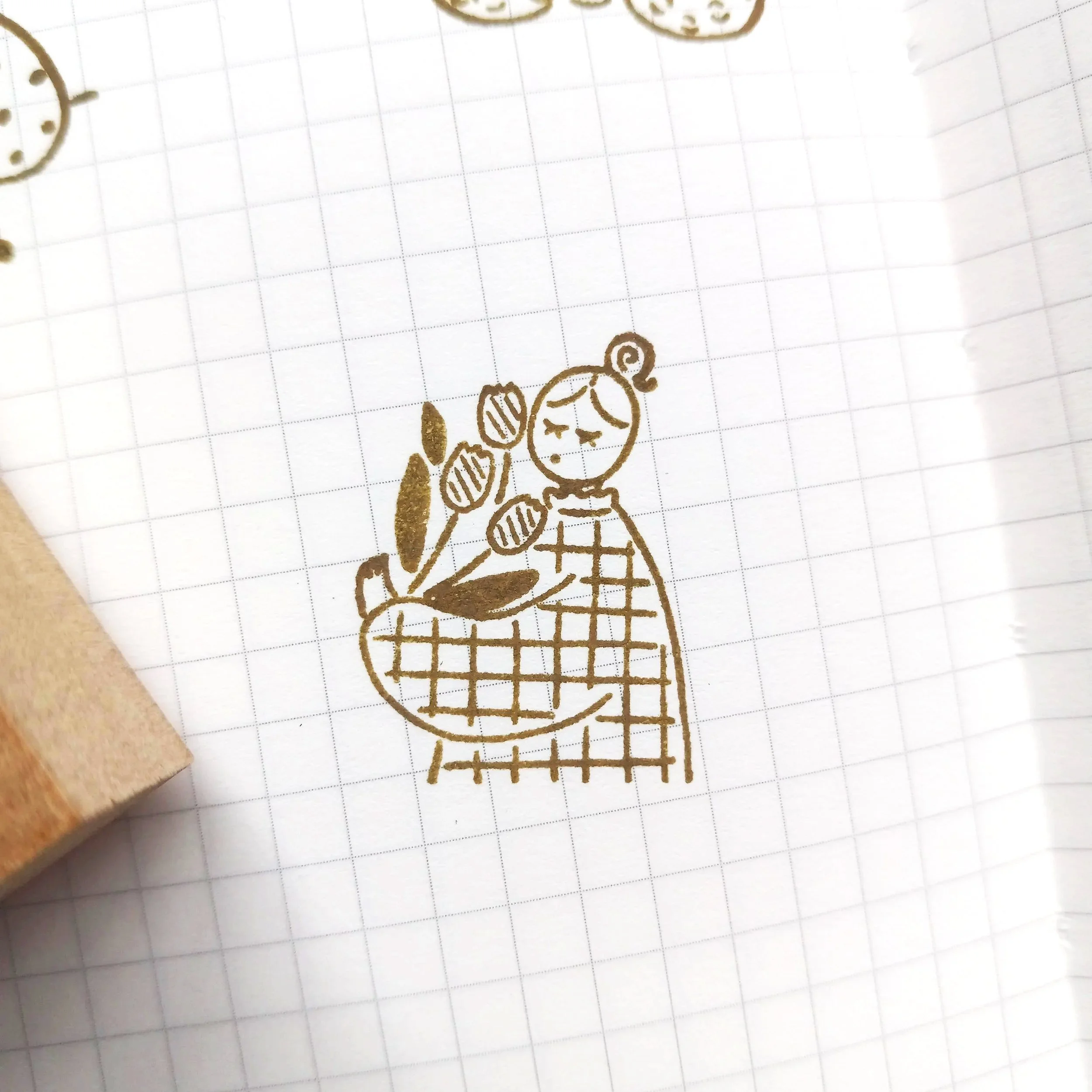 Stamp Marche Bouquet of Tulips design detail on rubber stamp