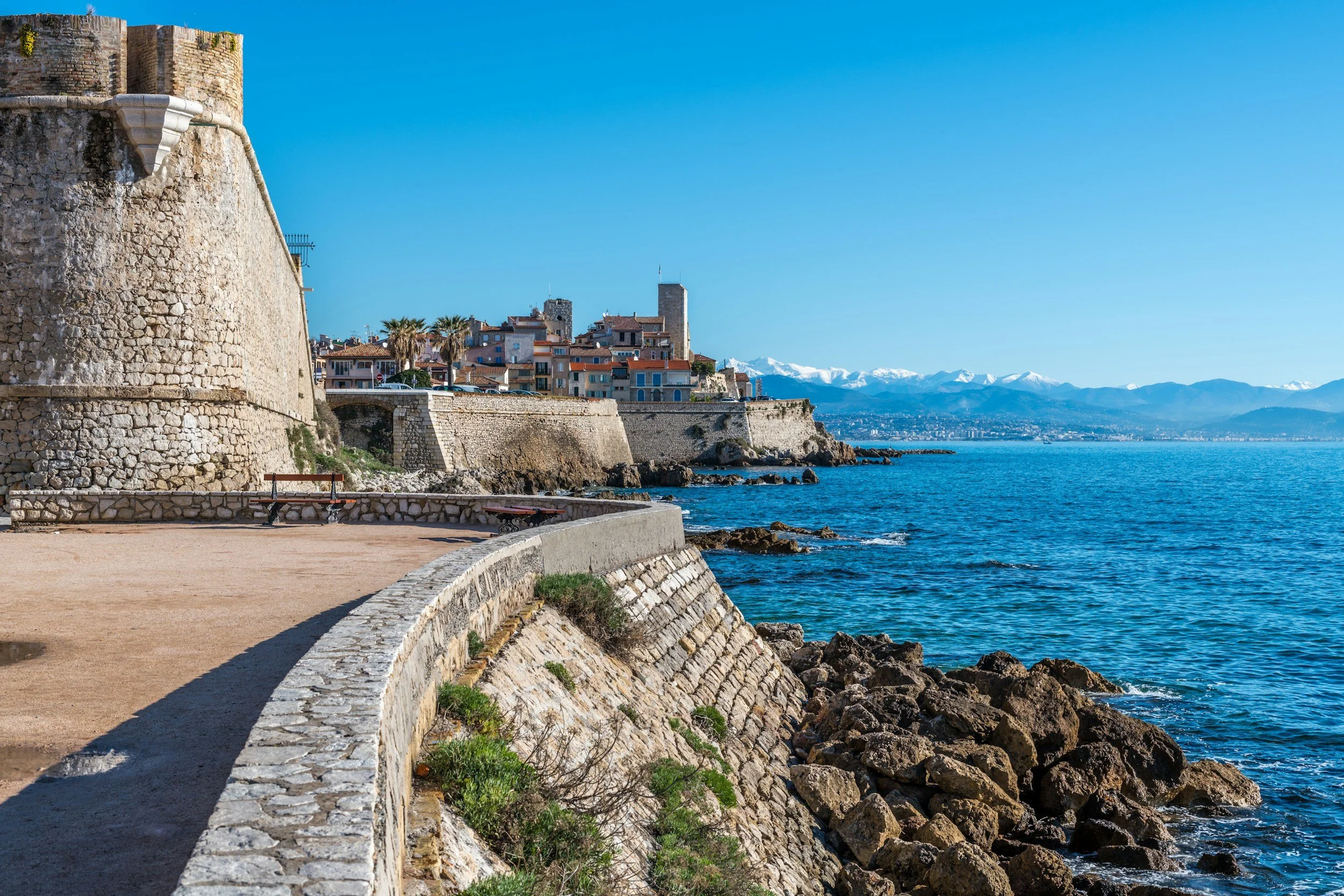 Discovering the French Riviera: Art, Food, and Sun-Drenched Beauty