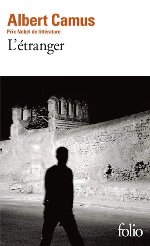 Book cover: L'étranger (Collection Folio, no. 2) (French Edition) by Albert Camus