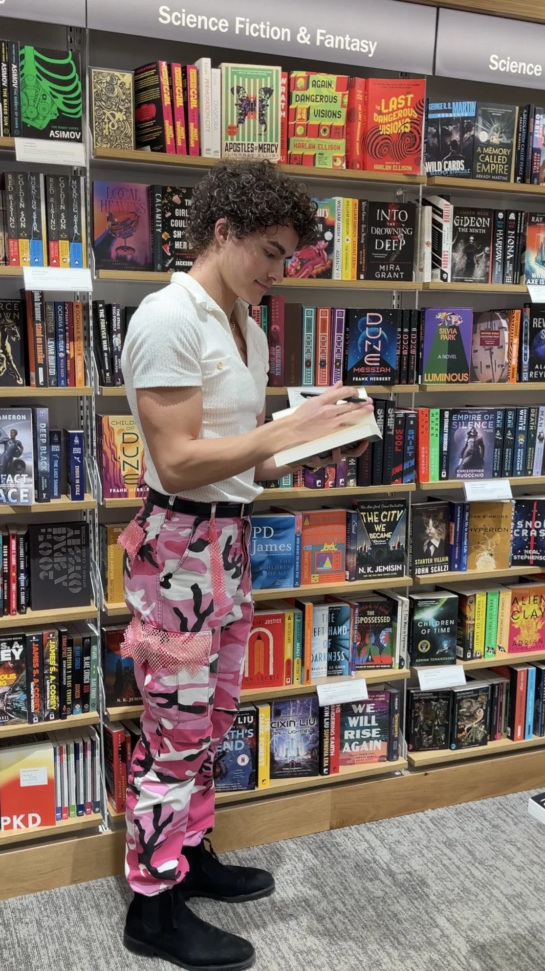 jq gagliastro books signing barnes and noble eatontown nj monmouth mall new jersey Mercury to the Moon by J.Q. Gagliastro barnes &amp; noble fantasy books