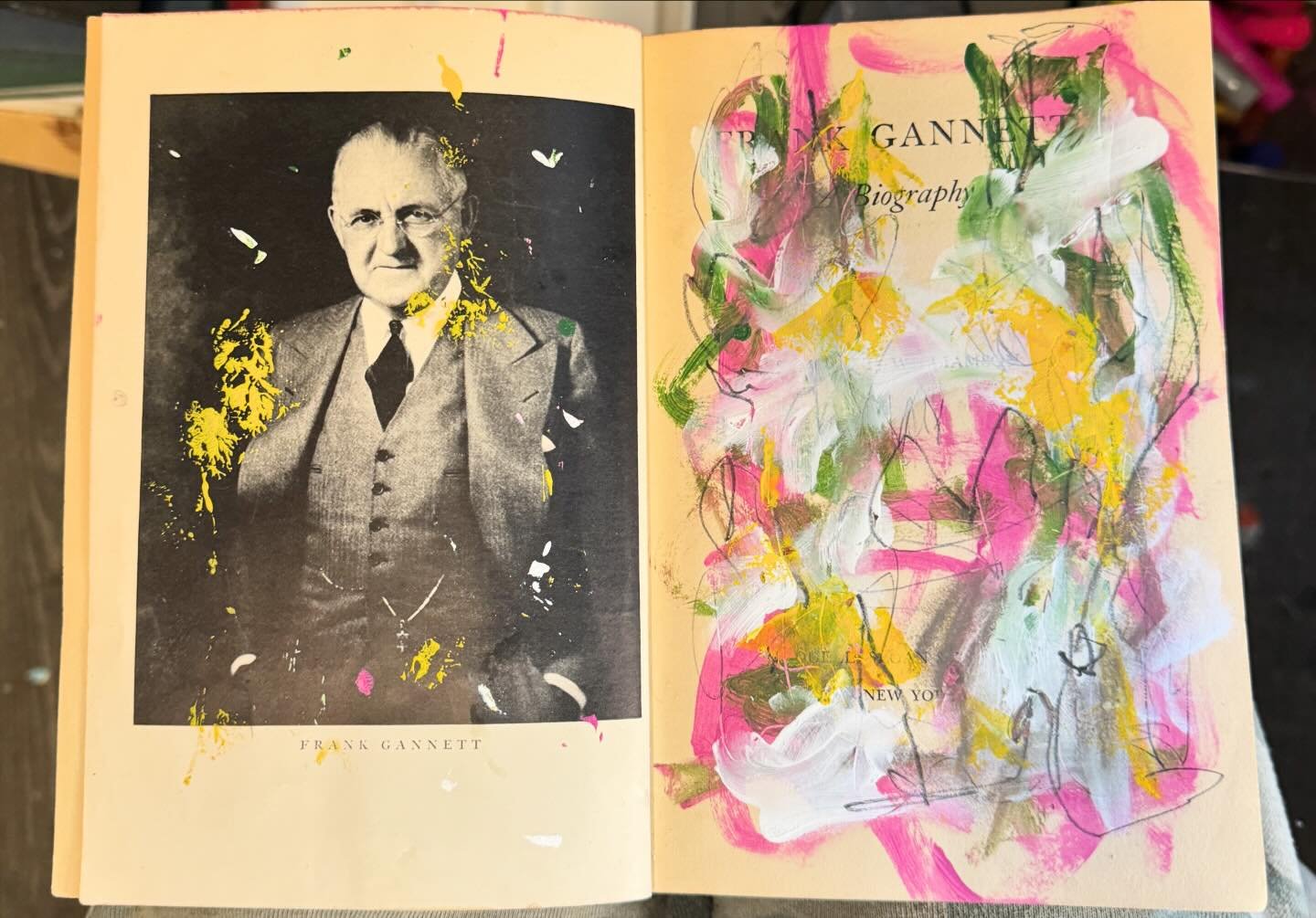 Frank Gannett looking sharp
#vintagebook #bookpainting #mixedmediaart #oldbookart #foundobjectart #bookpageart