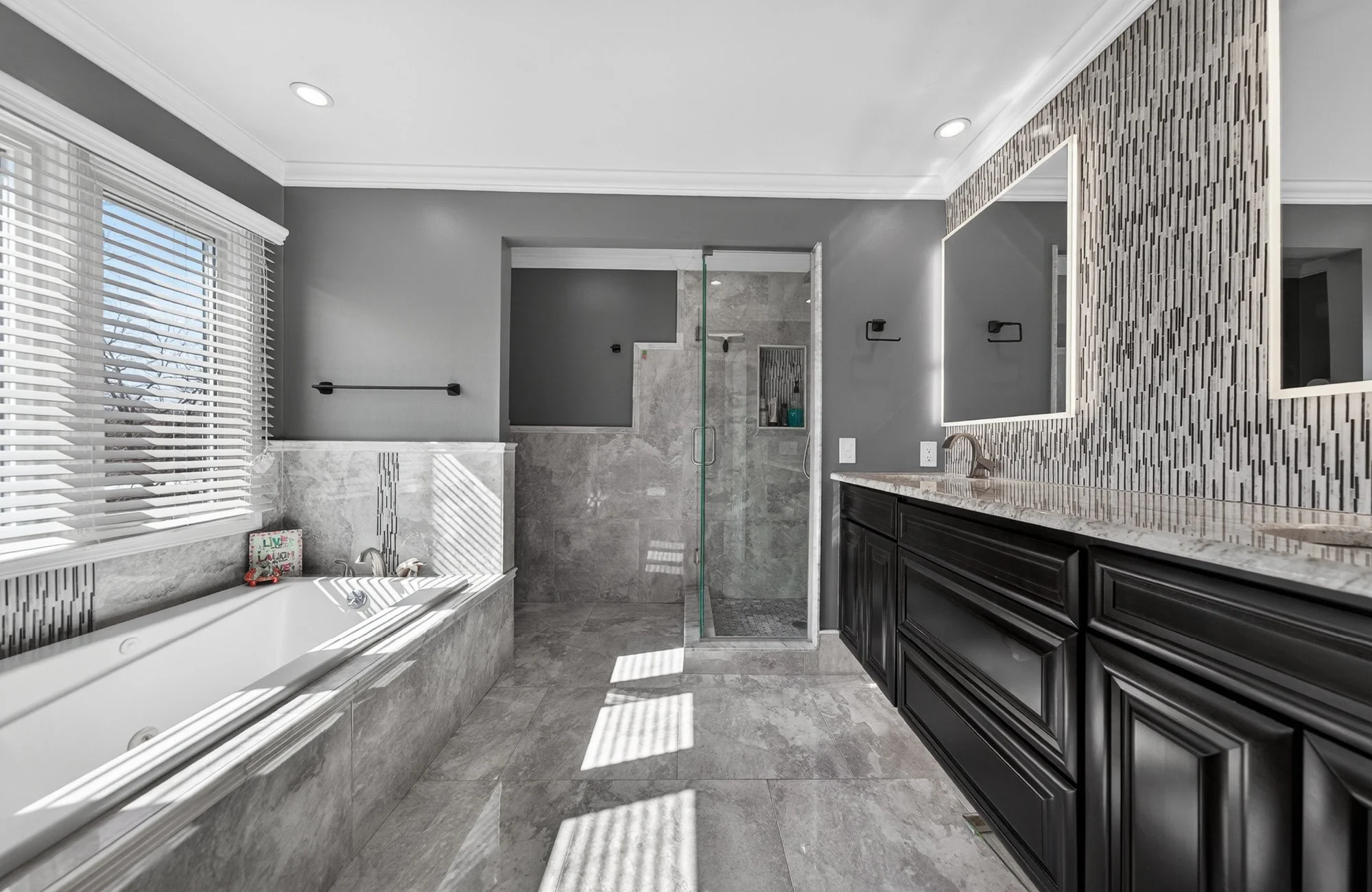 Ashbury Dr Novi Michigan - Home For Sale in Chase Farms Subdivision5.jpg