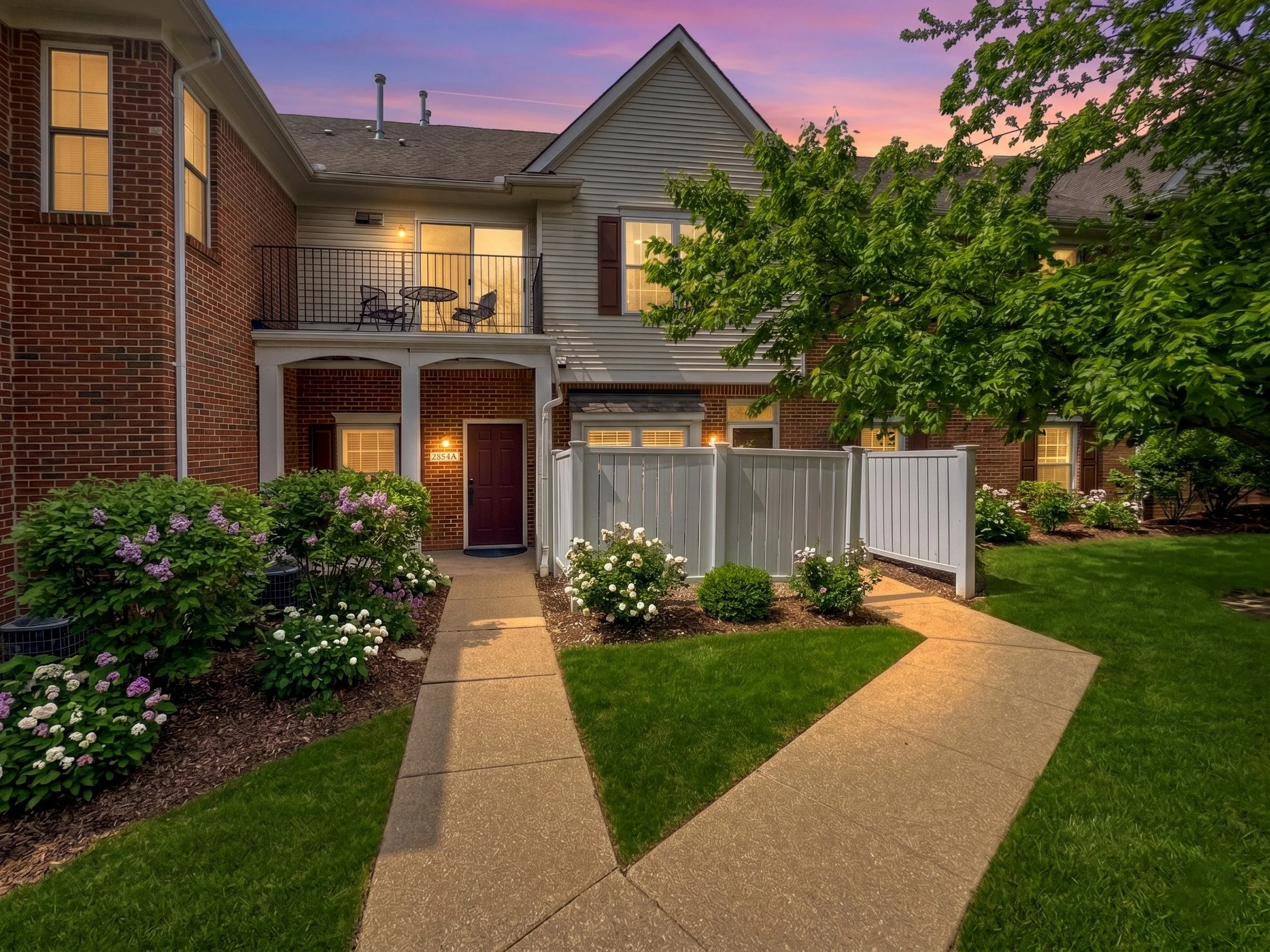 2854-Cottonwood-Dr-Waterford-Mi-Twilight 2.jpg