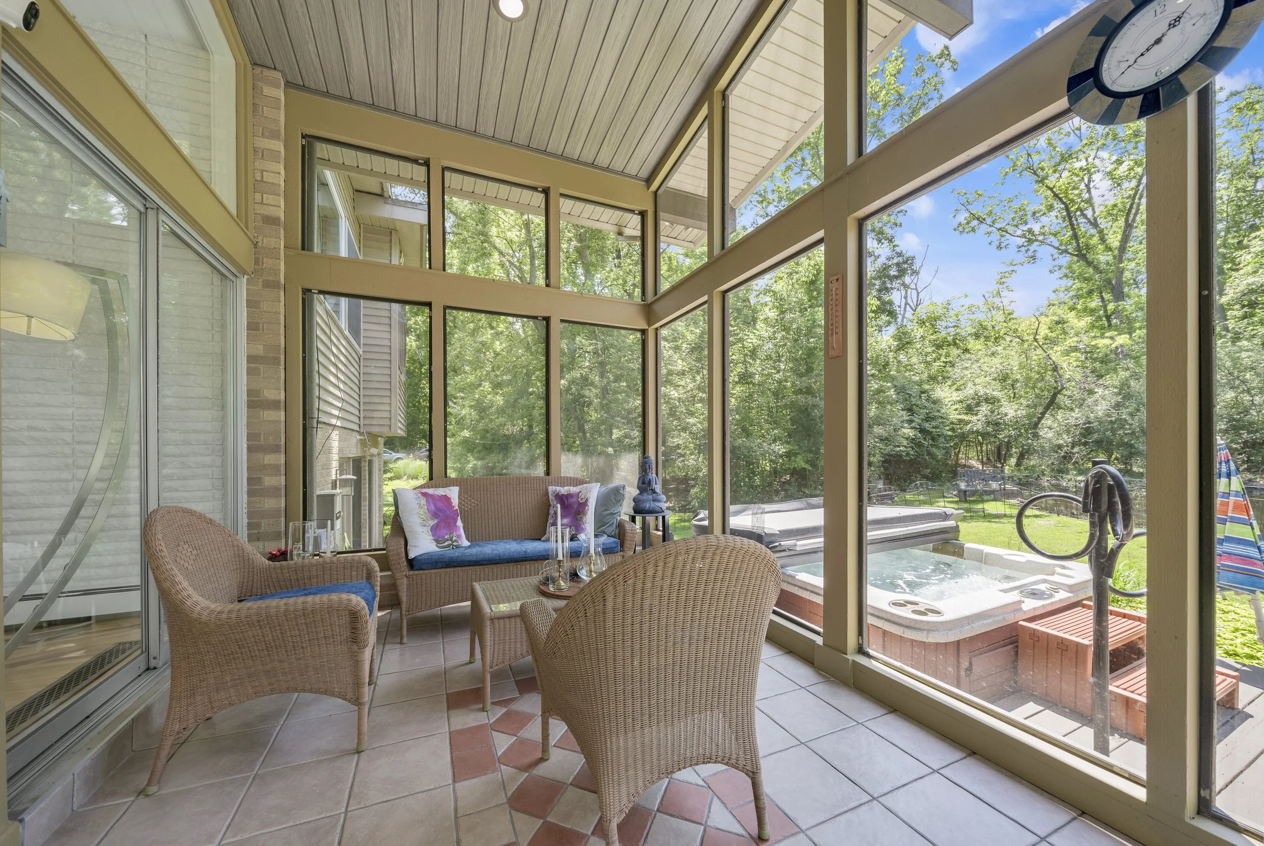 30239-hickory-ln-franklin-mi-united-states_76.jpg