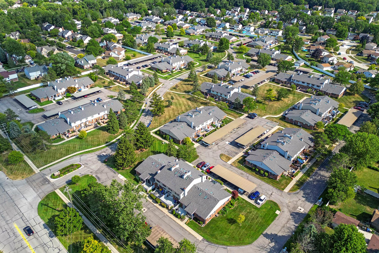 Older Neighborhood in Metro Detroit Michigan