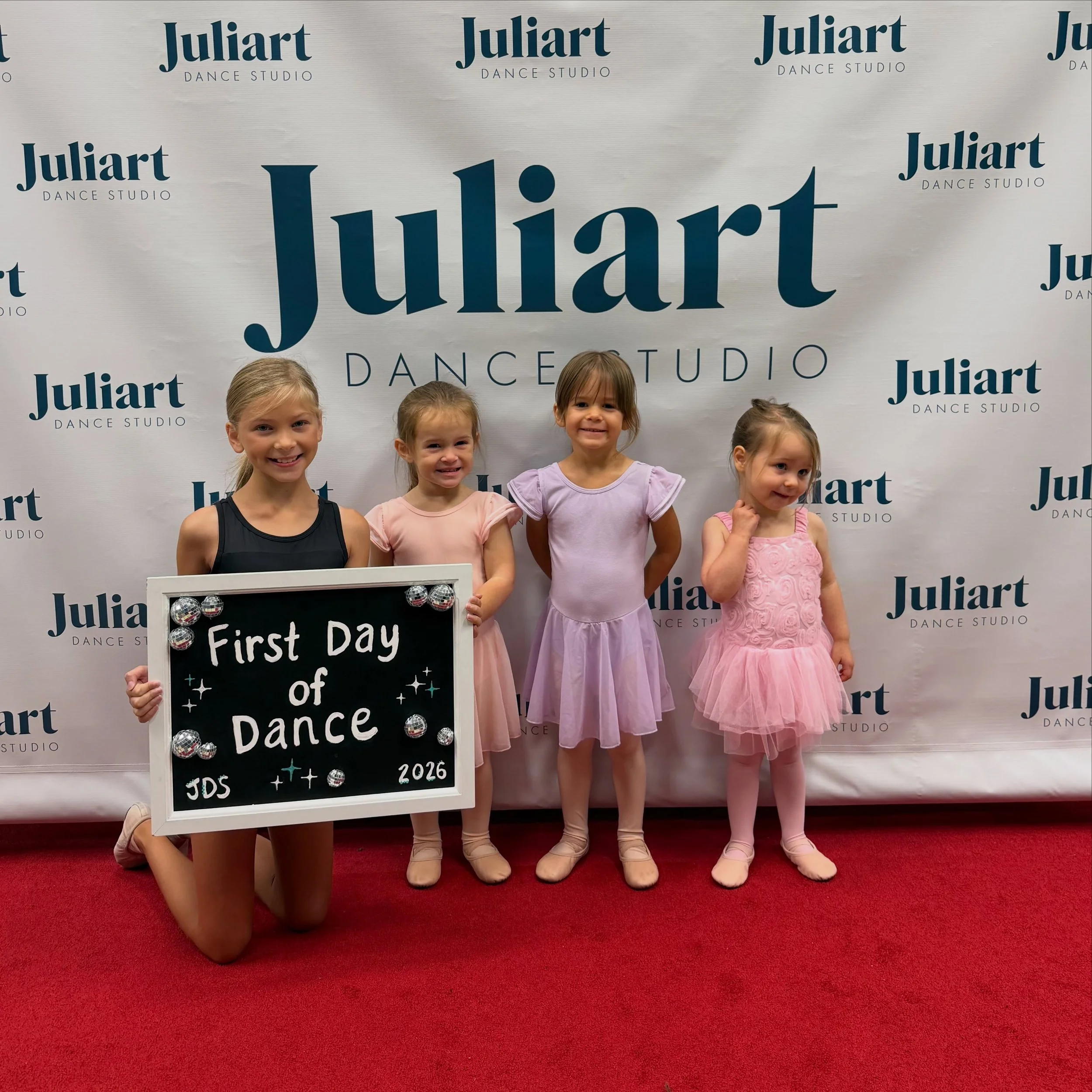 Sweet moves on day 5 from our Pre-Ballet cuties (ages 2.5&ndash;4)! 🩰 Small class, big smiles, perfect for little ones just starting out. Spots are still open come try out a class! 

www.juliartdance.com

#JuliartDanceStudio #dancetroymi
#MetroDetro