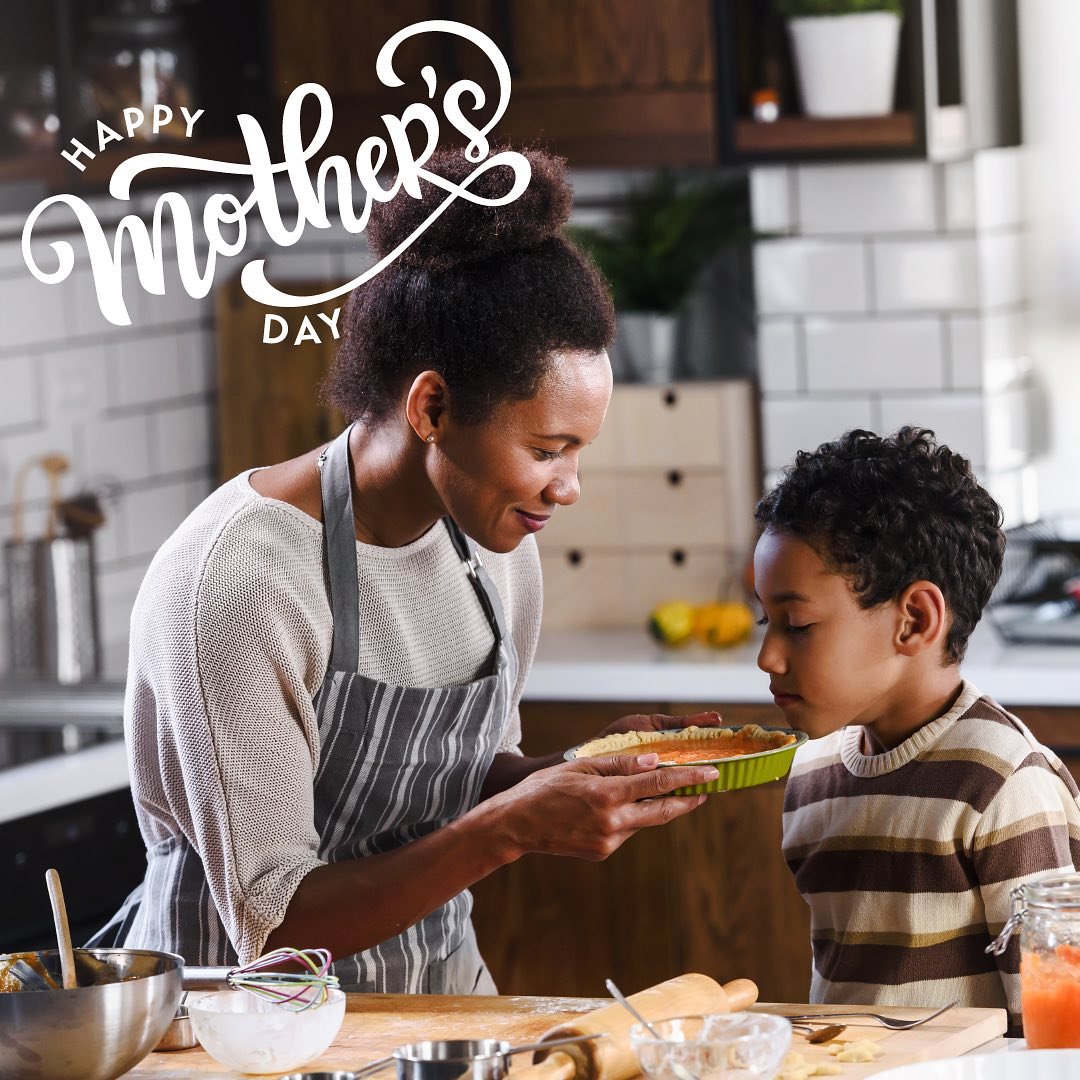 Cheers to the real-life superheroes who fill our lives with love, warmth, and endless joy. Happy Mother&rsquo;s Day to all the incredible moms out there!💐💖

#SouthernCadence #FineDiningHouston #MeetTheChef #Creativity #Cuisine #HoustonChef #Private