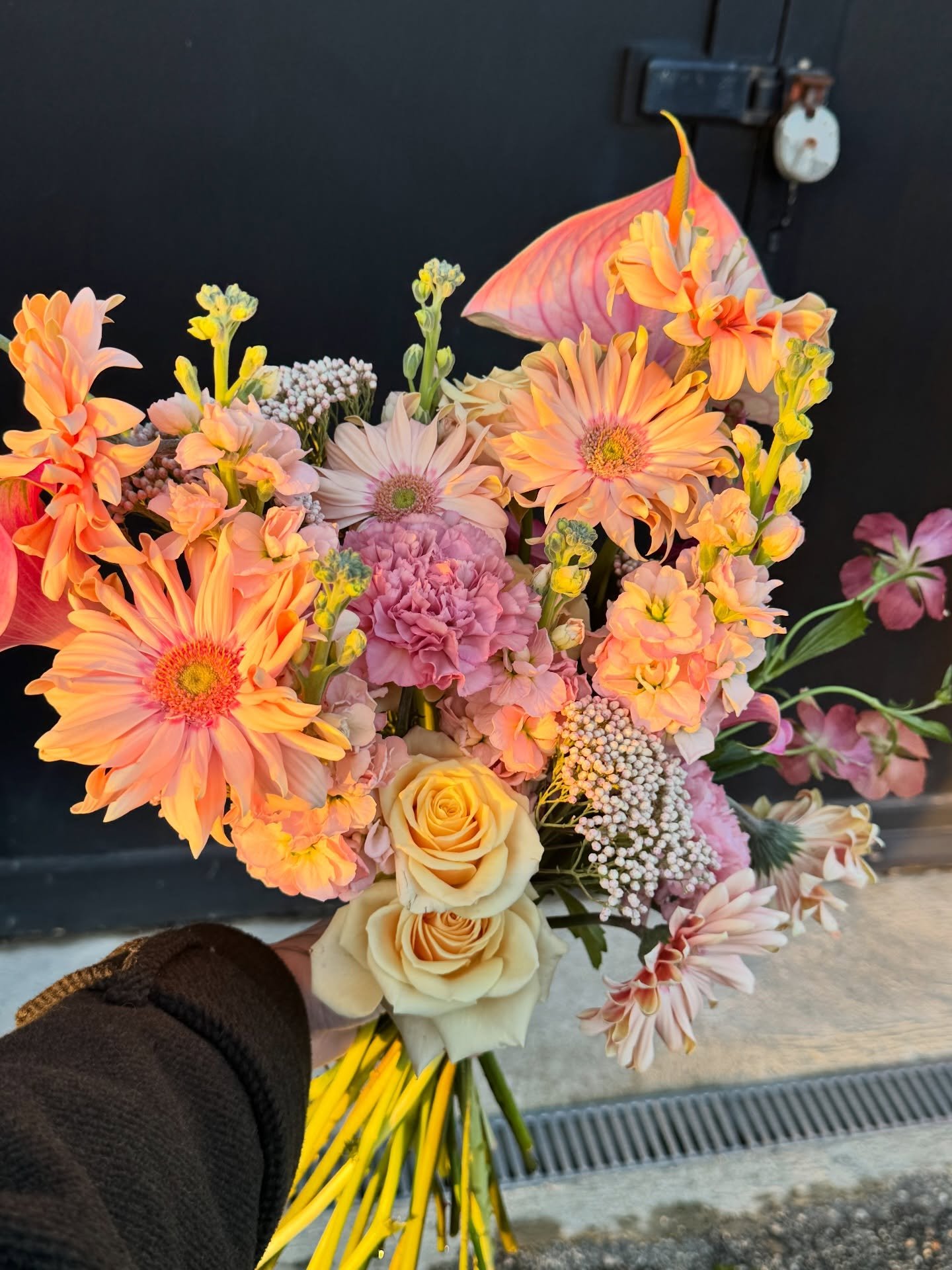 Golden hour bouquet 💗☀️
