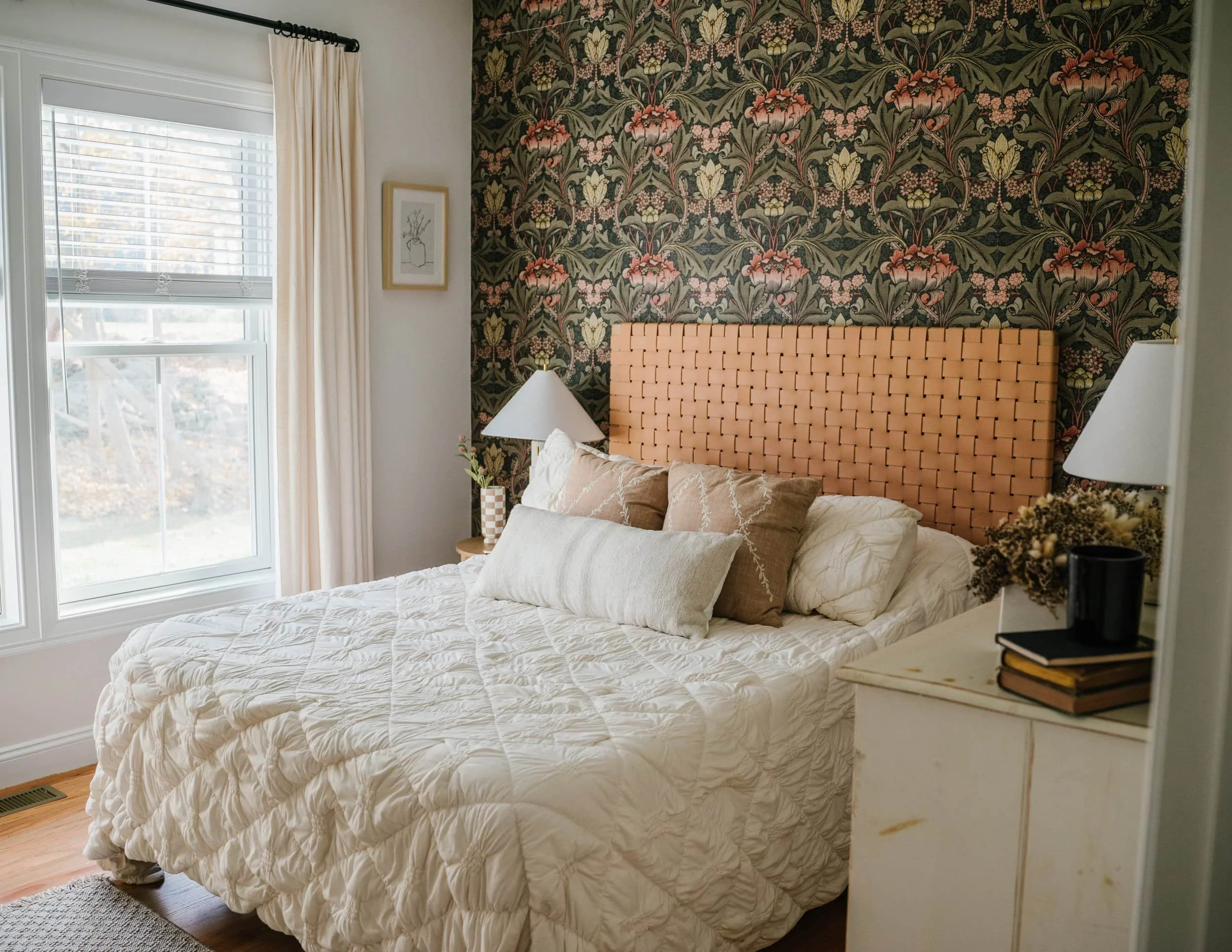 bedroom wallpaper