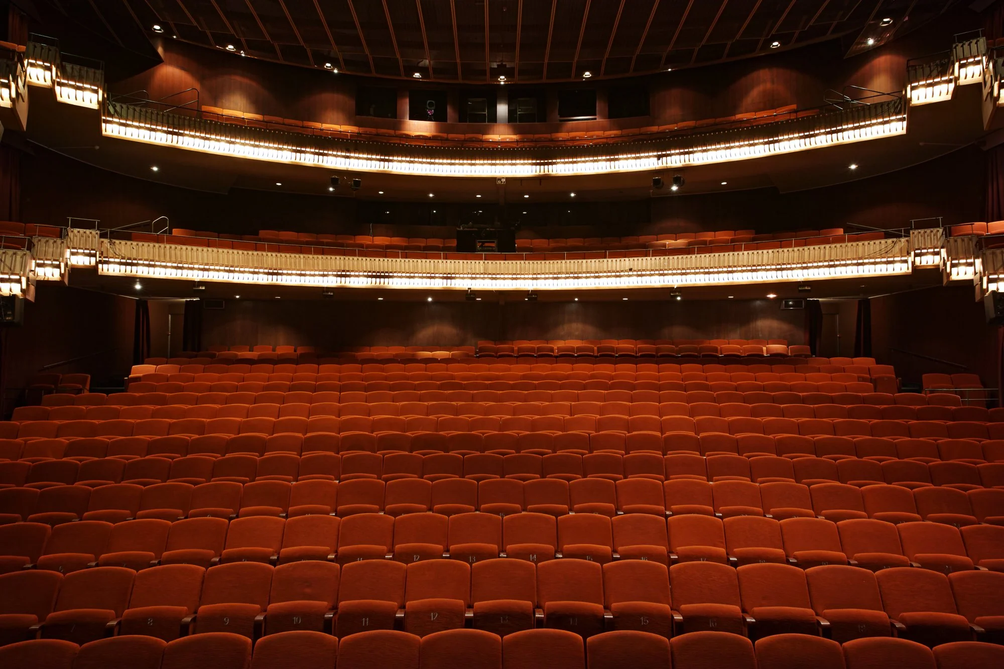 Architectural & Interior photography by Tremayne Ward-Smith.