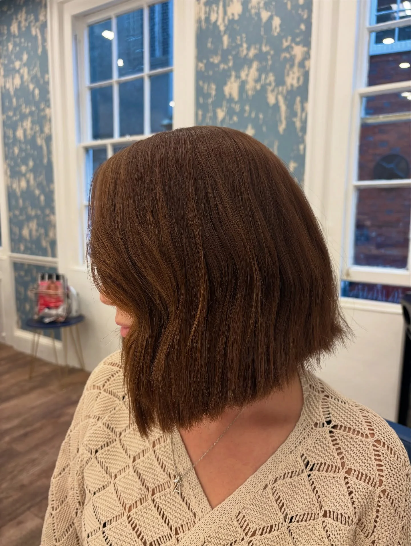 Auburn Melt 🍁✨
A rich, radiant blend of warm tones that&rsquo;s giving major autumn energy.
Colour by Emily 🔥
#AuburnMelt #WarmTones #AutumnHair #BrunetteVibes #GlossyHair #HairInspo #SeasonalGlowUp