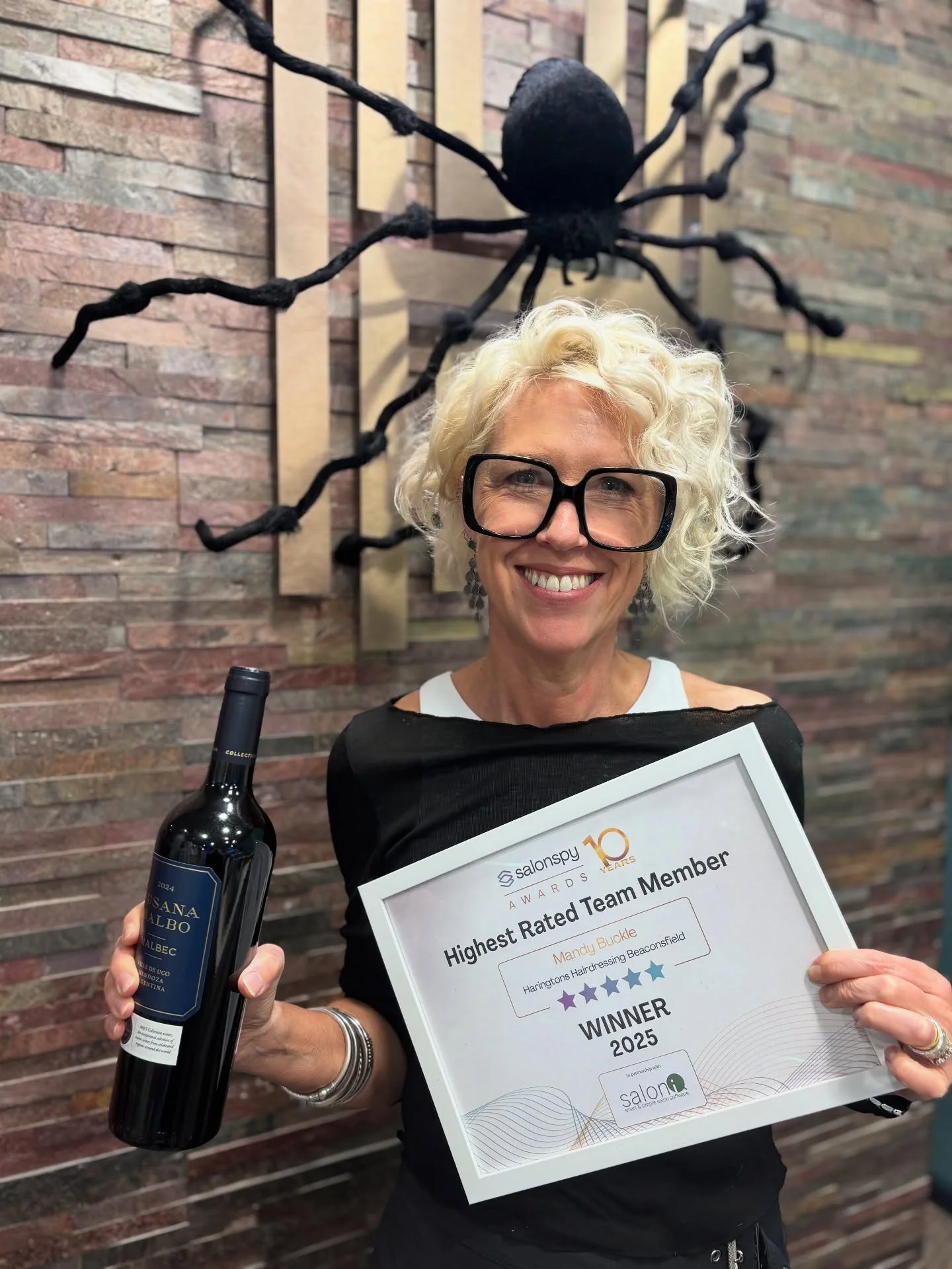Congrats Mandy! 🌟 Highest-rated team member on Salon Spy &mdash; well deserved! 👏💇&zwj;♀️ @salonspy @haringtonshair #salonspy #review #5stars #wow #welldone #winner #award #topservice #salon #salonreview