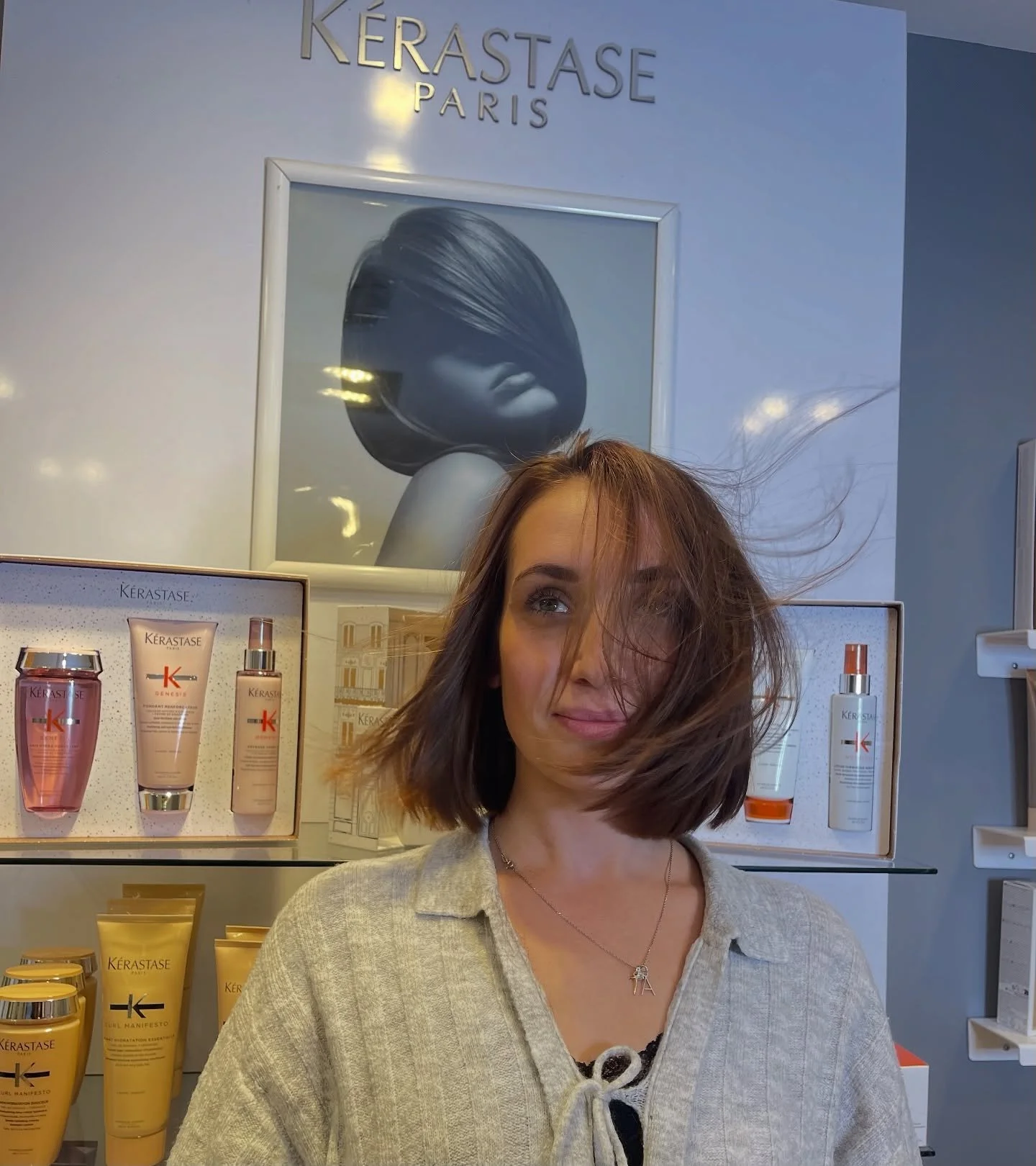 There&rsquo;s nothing like the feeling of a fresh cut &mdash; light, effortless, and full of movement. ✨ This stunning look was beautifully crafted by Sue. Every strand was shaped with precision to frame the face perfectly, leaving a finish that&rsqu