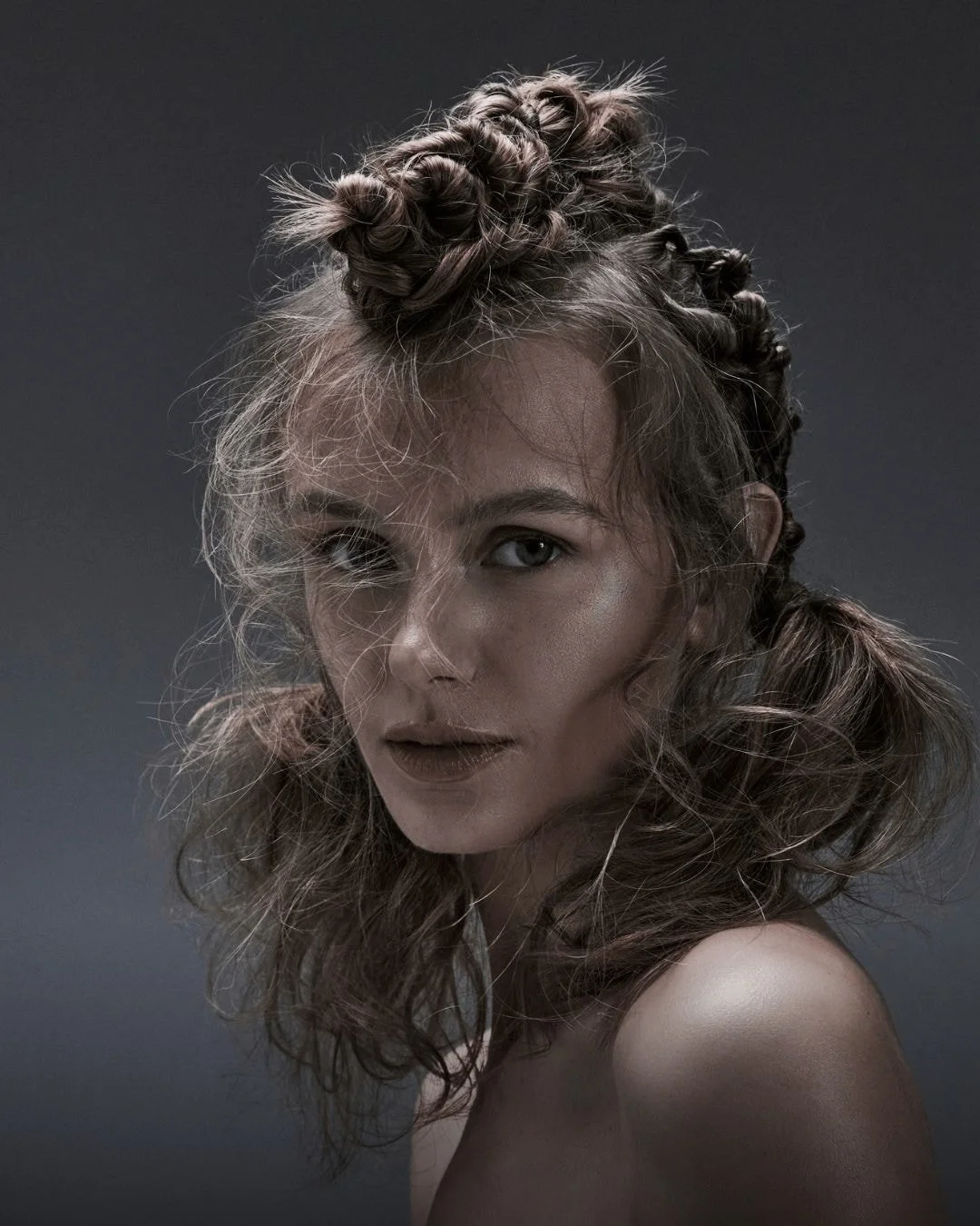 Editorial directional hair by the Haringtons Creative Team &hearts;︎

British Hairdressing Awards entry by Lauren Curry, Winchester @haringtonswinchester 

#Haringtons #Haringtonshairdressing #Behindthechair #trending