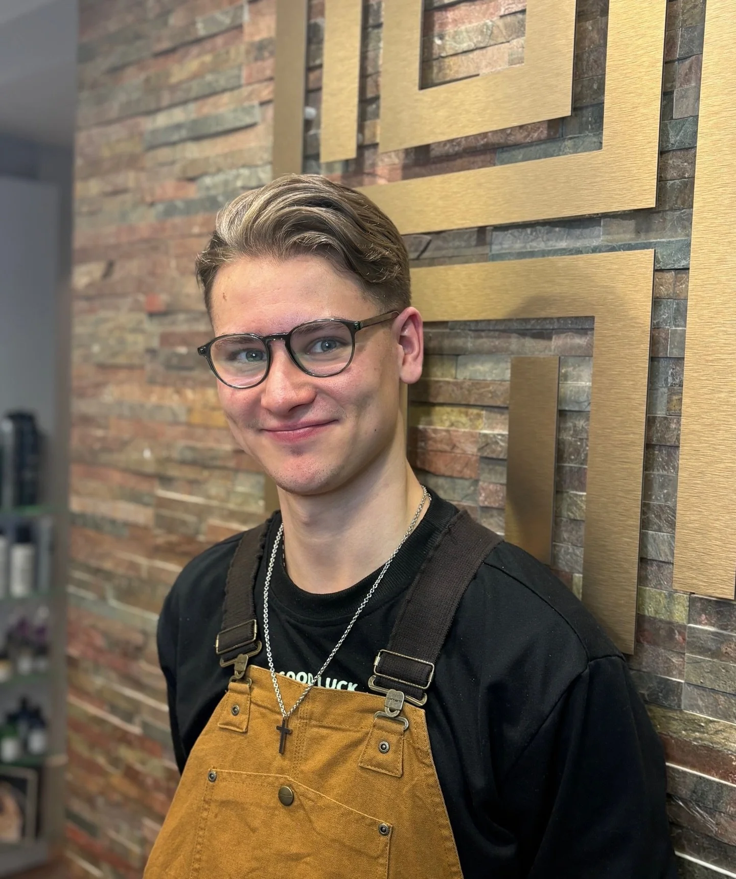 A big chop for an even bigger cause! 💇&zwj;♂️💜 

Jamie has donated 12 inches of hair to The Princess Trust, supporting children and young people. 

Stunning transformation by Jasmine 💫 @jasminejade_hair #princesstrust #theprincesstrust #hairdonati