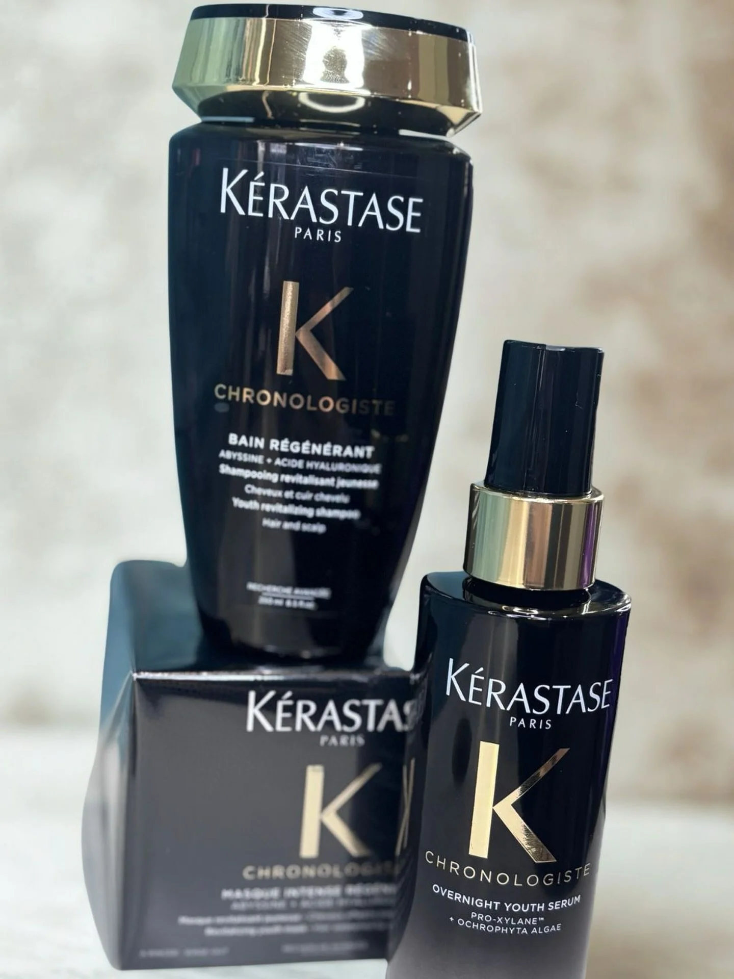 K&eacute;rastase Chronologiste ✨

The ultimate luxury for total hair &amp; scalp renewal. Designed to target the 6 signs of aging hair, this range blends Abyssine, Hyaluronic Acid &amp; Vitamin E to deeply hydrate, strengthen and restore shine &mdash
