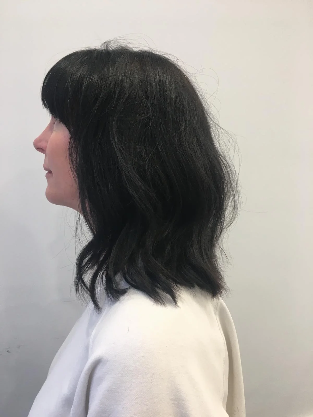 Soft layers, natural movement, and that perfectly undone finish ✂️✨ 

This cut by Nicole brings effortless texture and shape while keeping it wearable and low-maintenance. The subtle layering adds body and flow, giving the hair a modern, lived-in fee