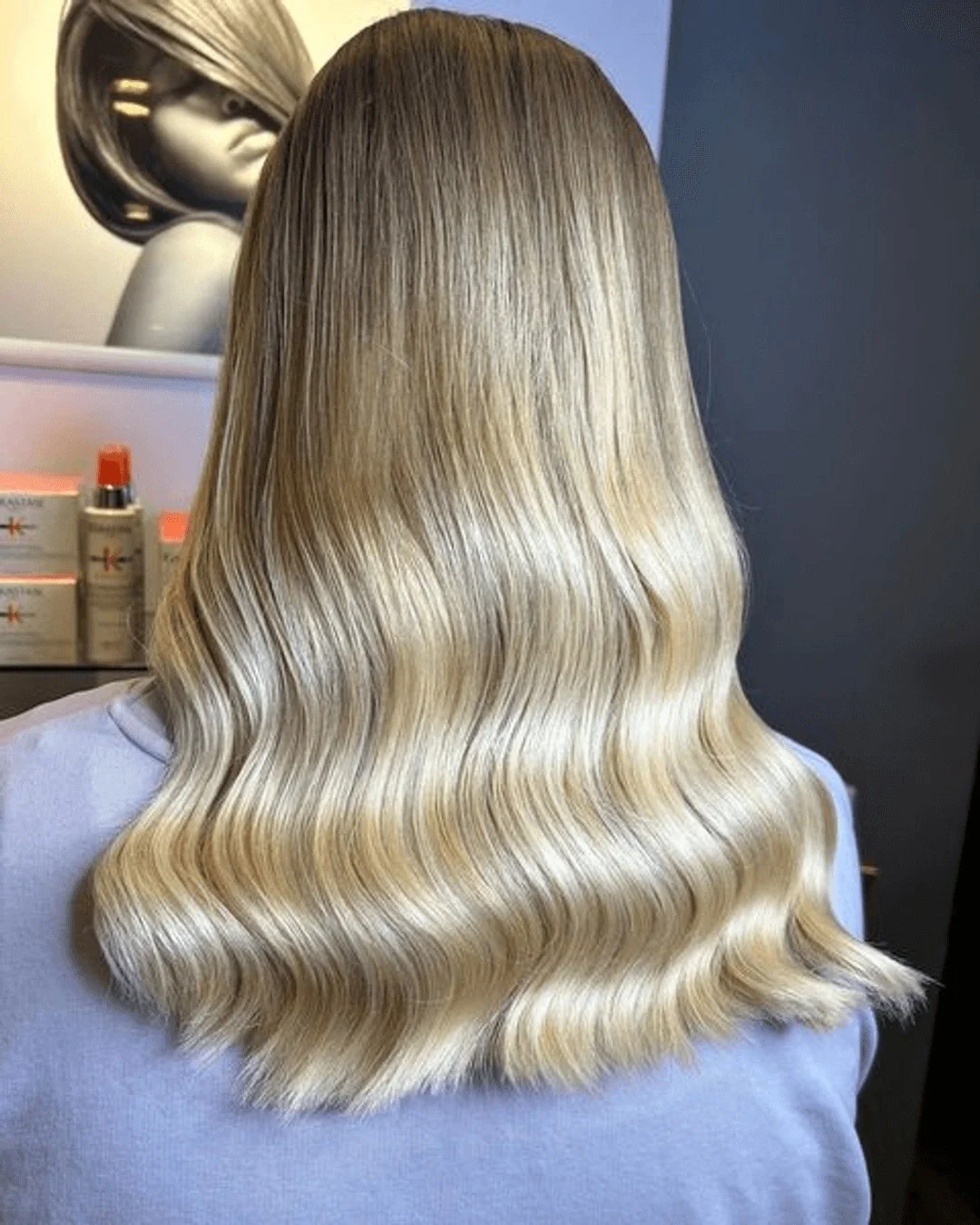 Glossy Hollywood waves ✨
A timeless look that&rsquo;s perfect for weddings, parties and special events.

www.haringtons.com

#Haringtons #Haringtonshairdressing #Behindthechair #trending