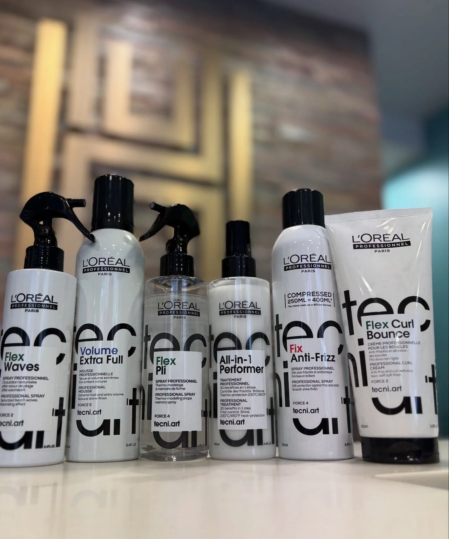 All the hair essentials you need ✨

From heat protection sprays to curl creams, mousses, and finishing hairsprays, the L&rsquo;Or&eacute;al Professionnel range has you covered for every style. Keep your hair protected, defined, and looking salon-fres