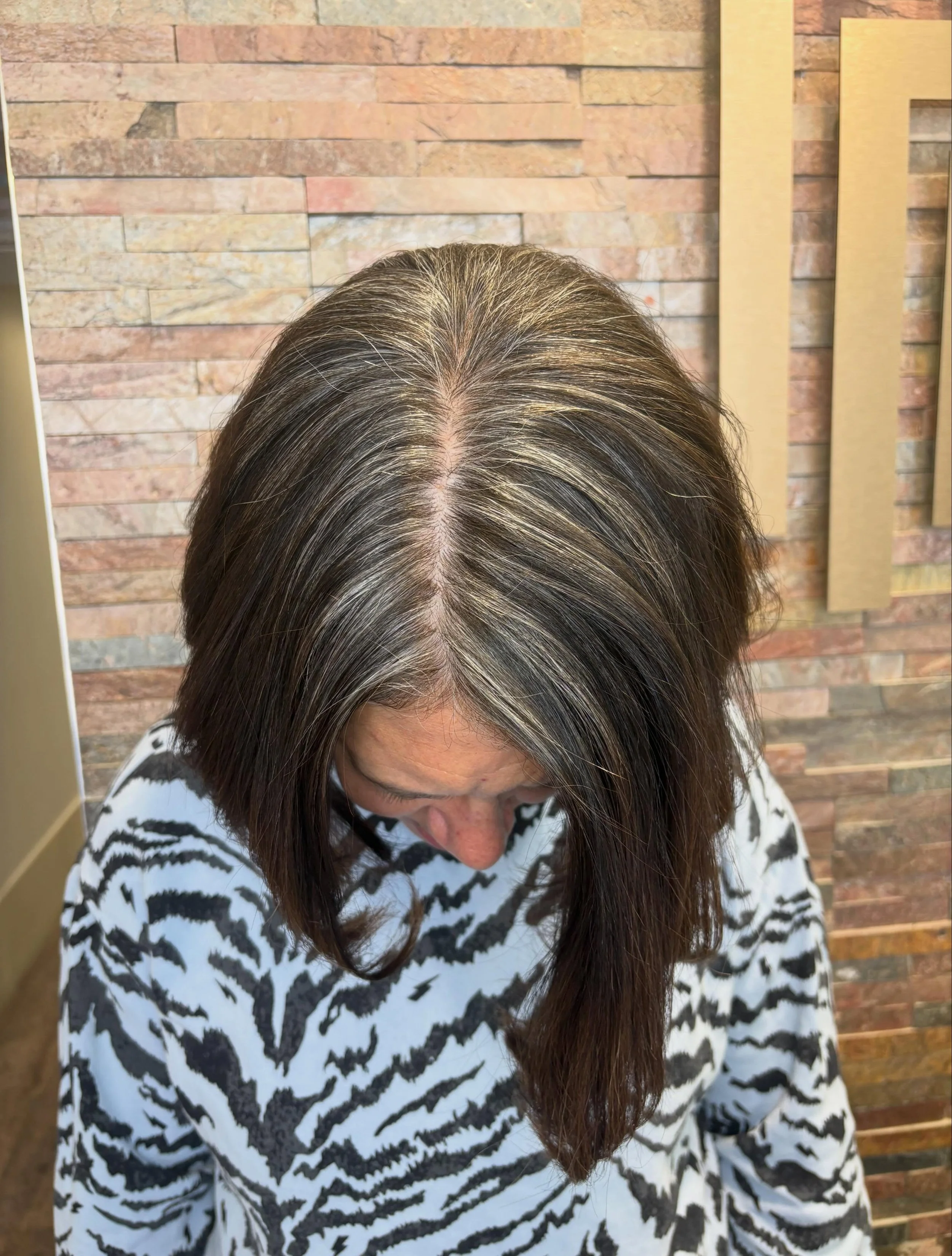 Grey blending is having its moment 🤍✨ 

This transformation has been a journey since January, with more to come, but can we appreciate how seamless this blend is already? 

Soft, natural, and embracing the transition one step at a time.

#greyblendi