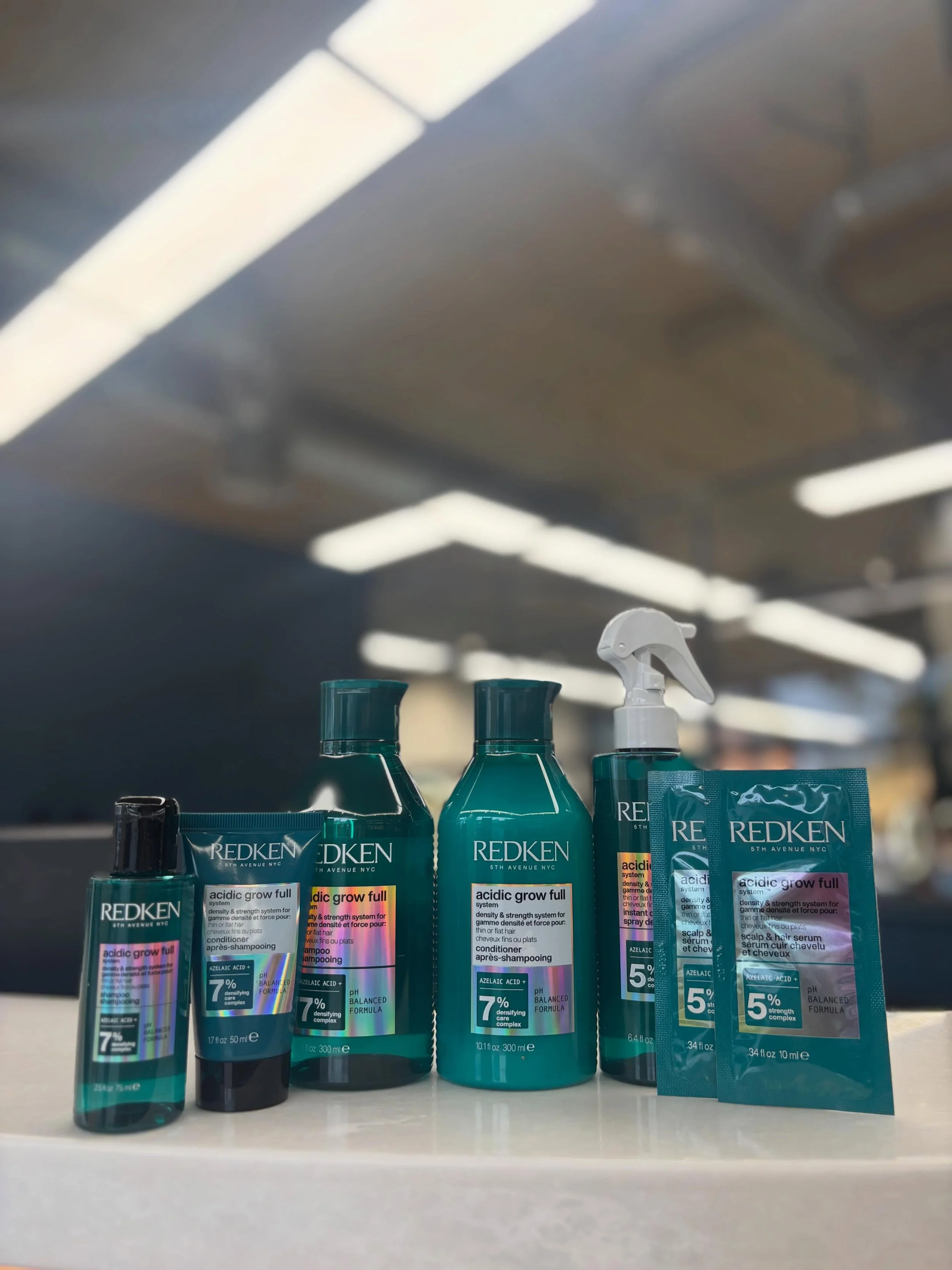 Redken&rsquo;s new acidic grow full system💙

This new range focuses on reducing breakage, improving density and creating the appearance of fuller looking hair! 

This range is perfect for anyone prone to breakage, hair fall or flat fine hair! 

Buy 