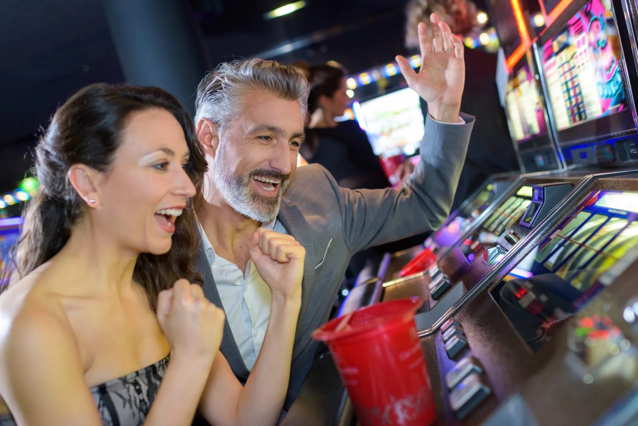 Couple-playing-Slot-shutterstock_667667002-scaled.jpg