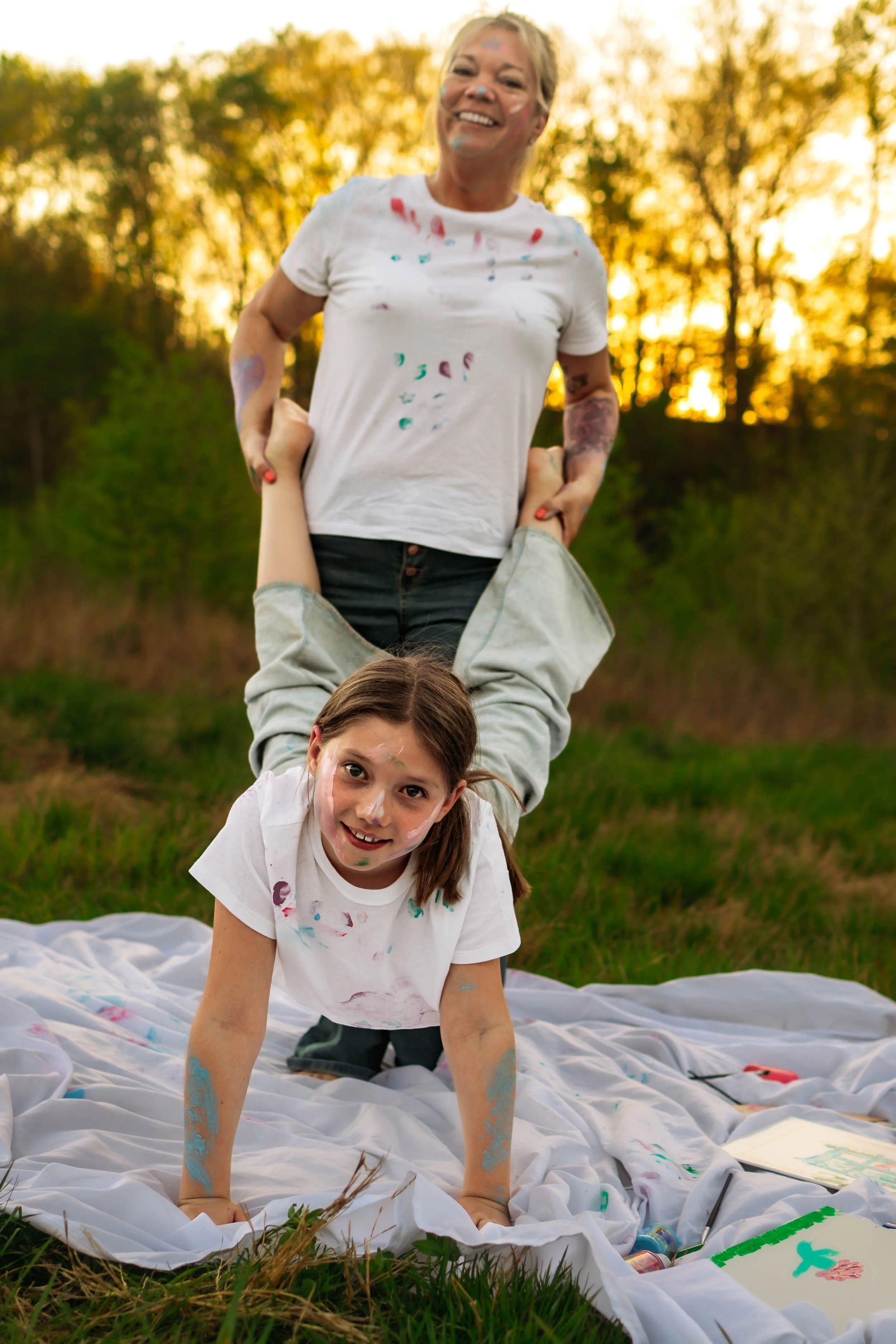 AMommy-and-me-painting-in-clarksville-field-86.jpg
