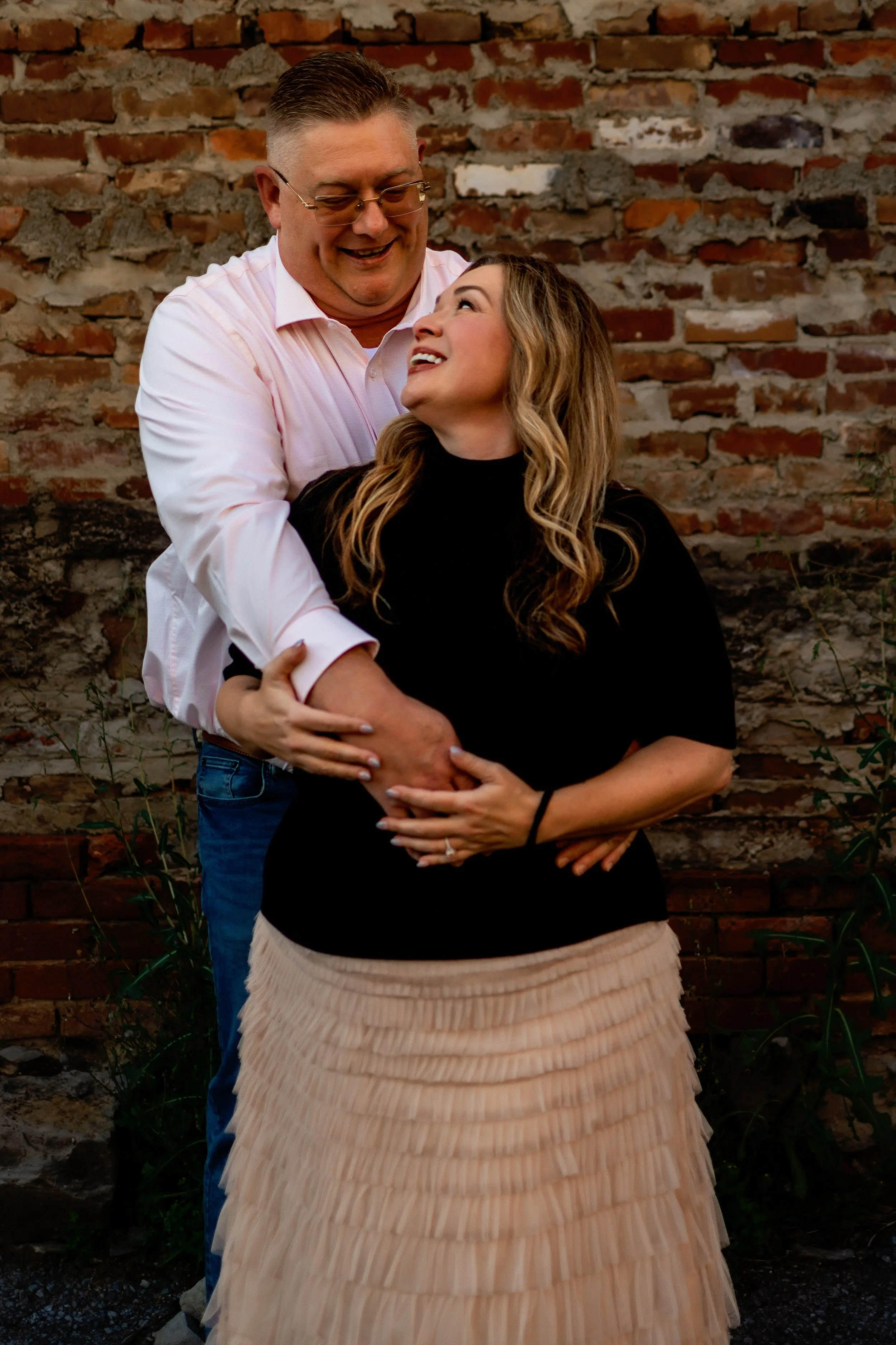 couple-downtown-clarksville-tn-2.jpg
