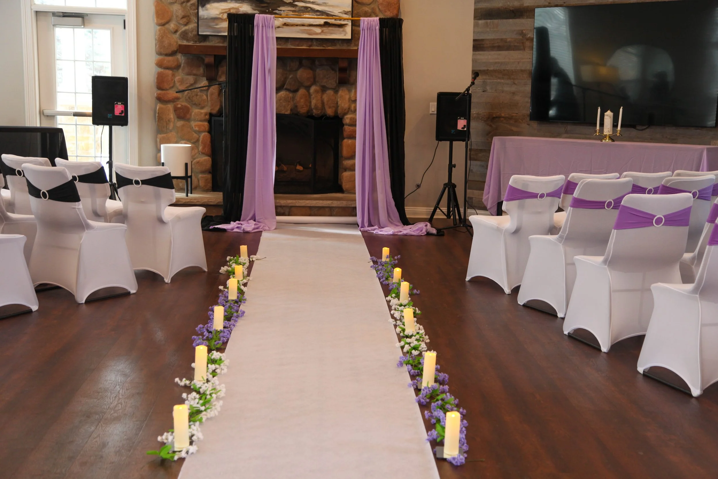 What a winter of snow doesn’t stop the mini wedding!