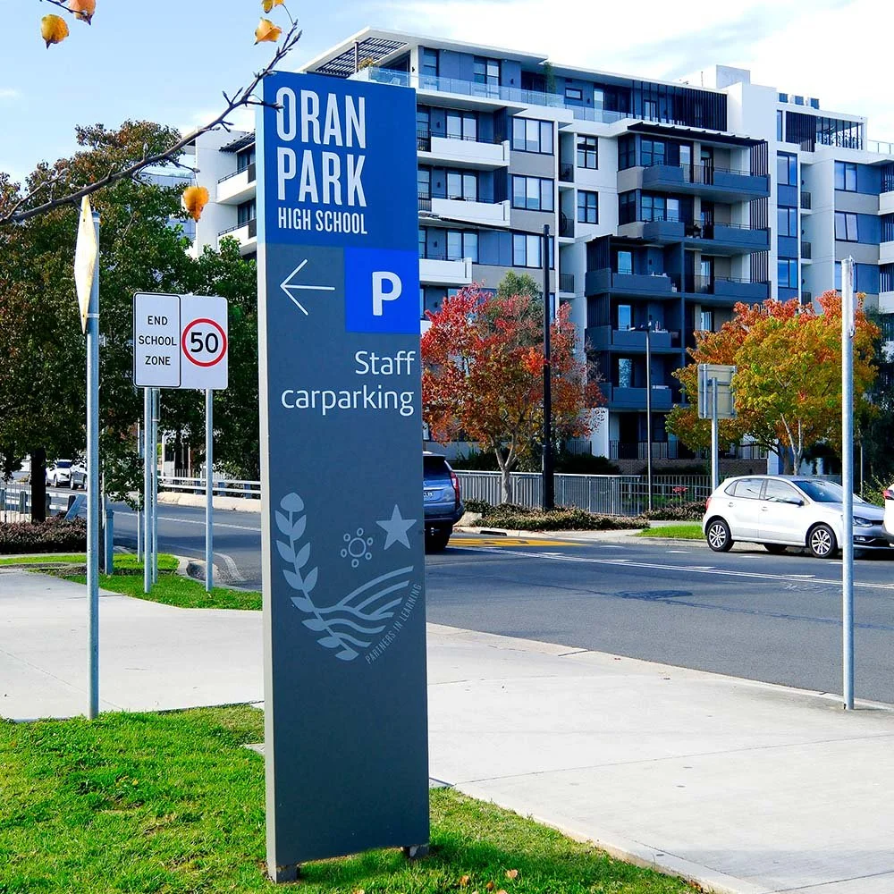 oran-park-high-school-directional-signs.jpg