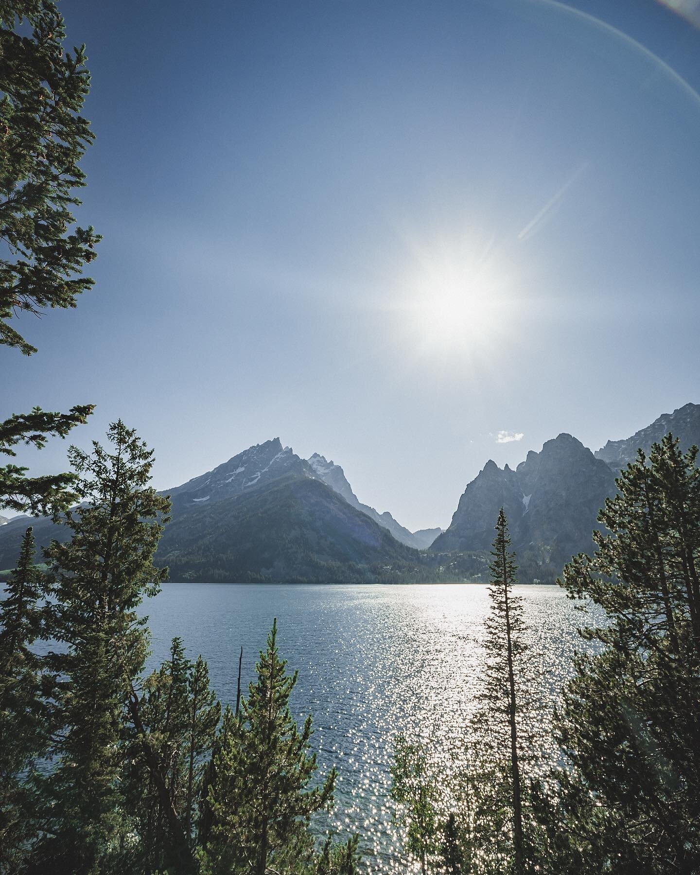 What we all need is a touch of sunshine, a bit of water, and some ancient giants to put existence into perspective. ☄️⚡️☀️⛰
I had the epic honor of cruising through Grand Teton National Park a bit ago, and, though living in Colorado most of my younge