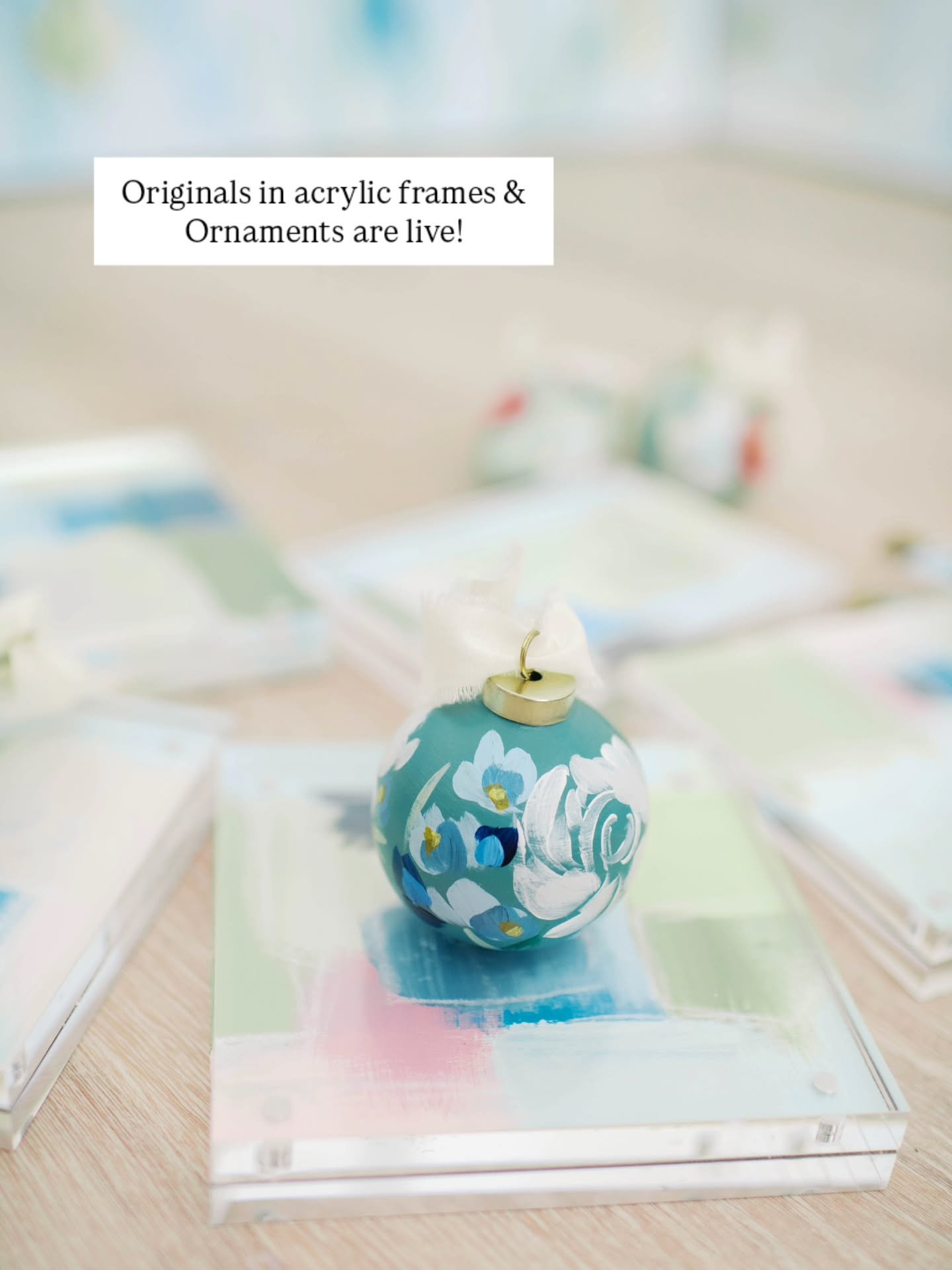 ✨️ LIVE! ✨️ Swipe for all the abstract acrylic blocks that are on my website now in the section of Original Art labeled "Holiday Shop!"

Handpainted ceramic ornaments and abstracts in 5x7 and 6x6 sizes are perfect for artful gifting this Ch