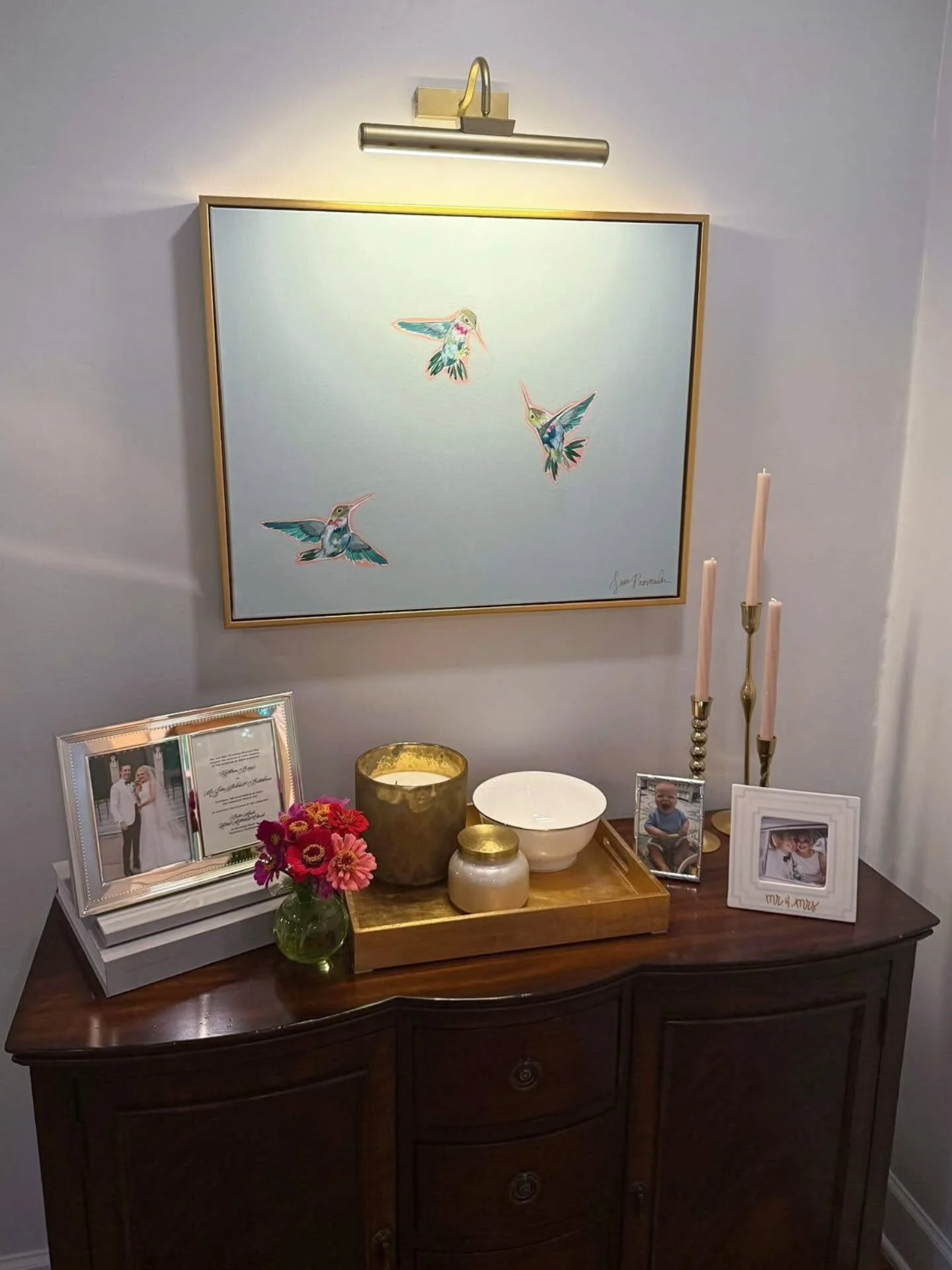 "Hummingbird Dance" at it's home in Nashville! I was so happy to get this photo yesterday from my collector, Kathy.

Getting this photo really made me stop and appreciate how honored I am that other people choose my paintings to live with i