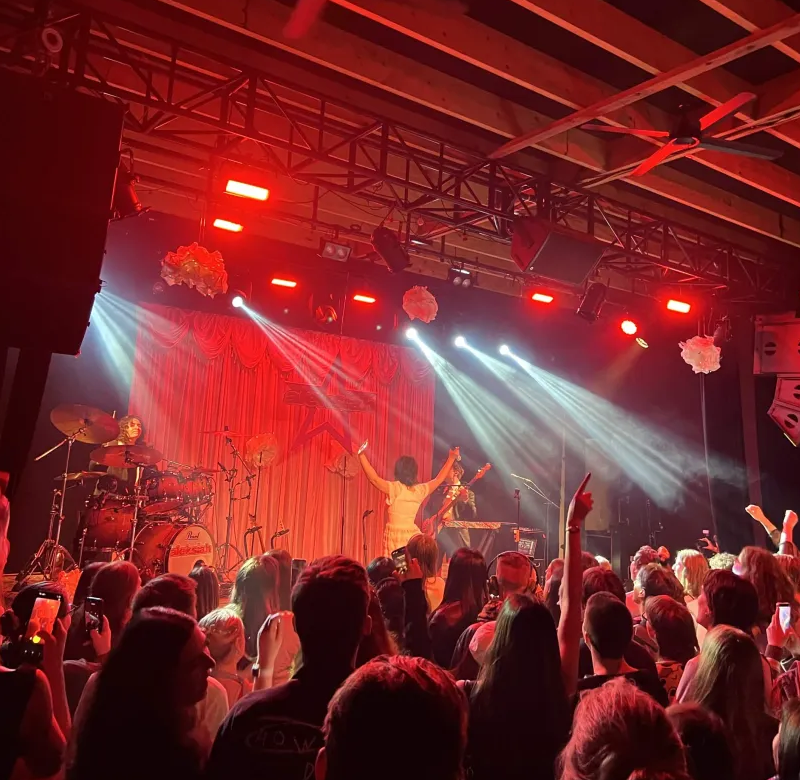 Good On Paper, Great on Stage - An aleksiah concert review