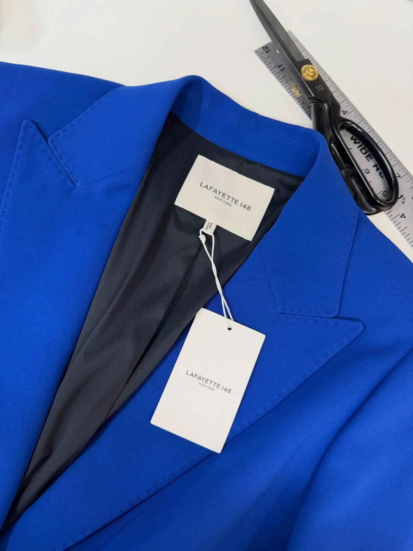 Happy April 🌸✨🪡 Working on @lafayette148ny suit today 💙

#womensuit #lafayette #tailor #losangeles