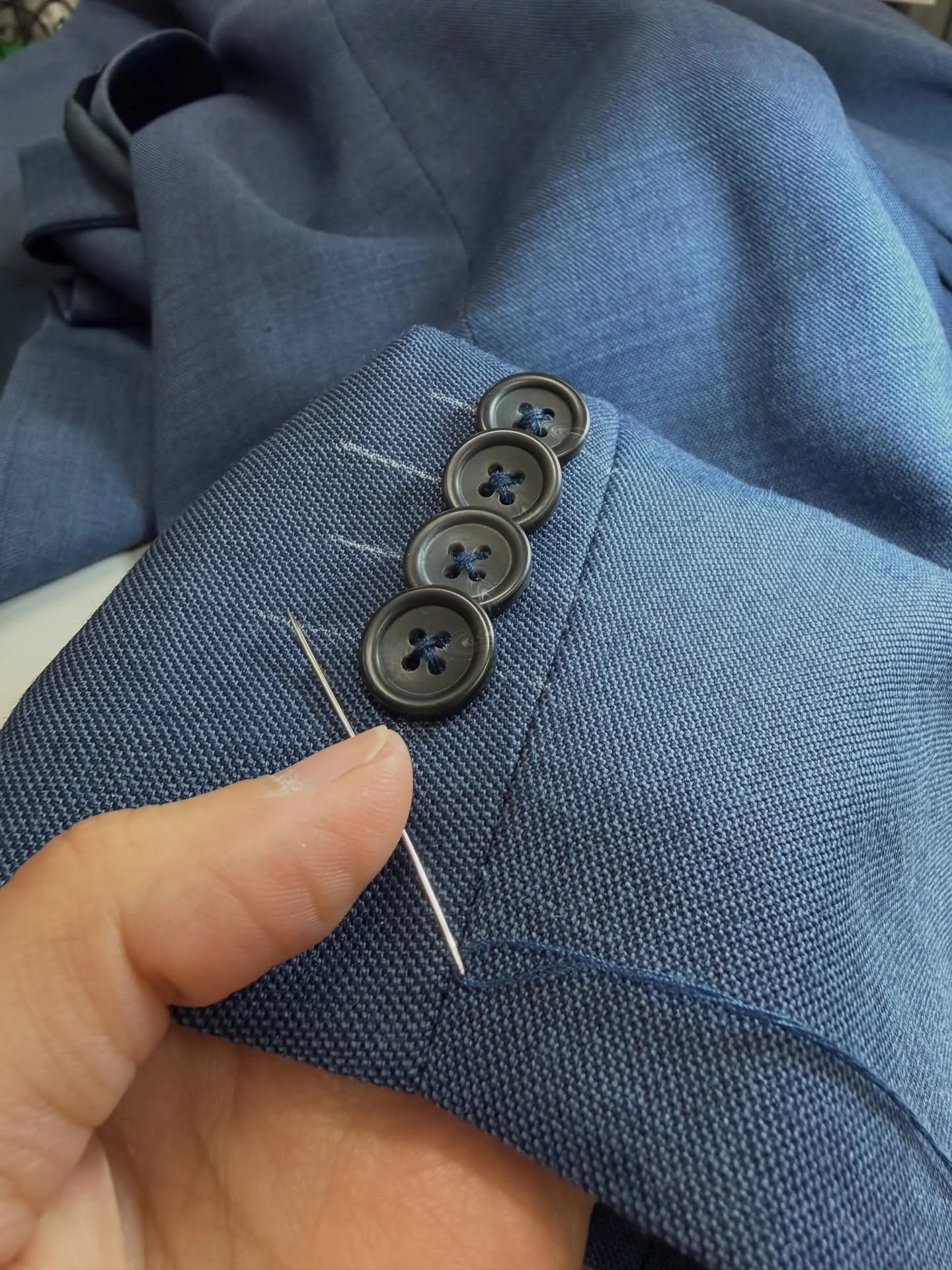 Tailoring Jacket🪡✨ 

#tailor #mensuit #neewinalteration