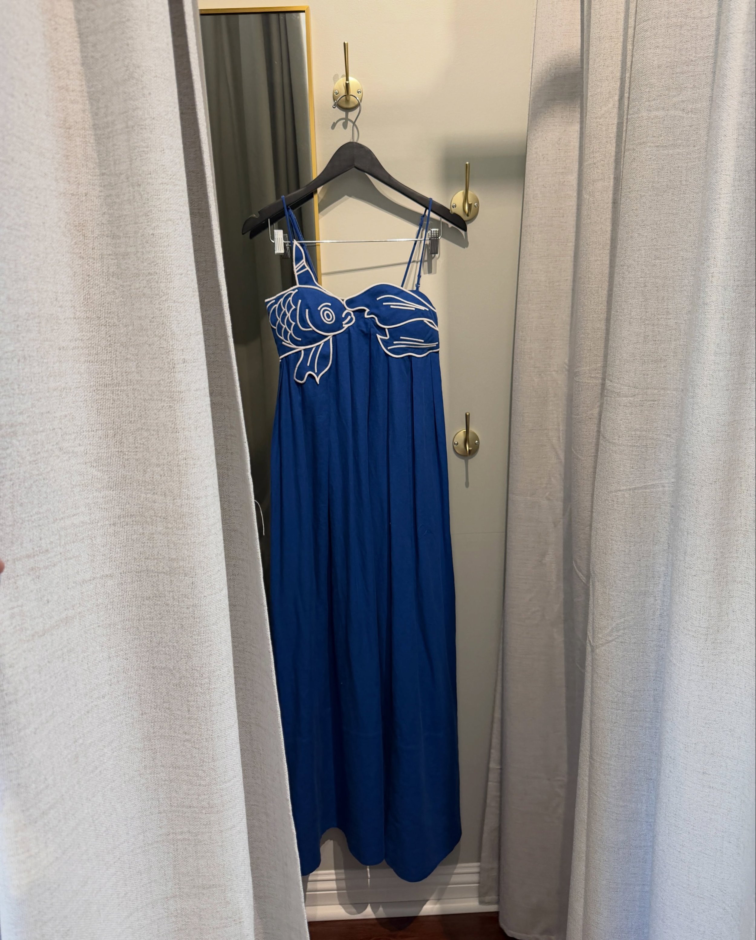 What do you think about this @farmrio dress💙?

#farmrio #bluedress #neewinalteration