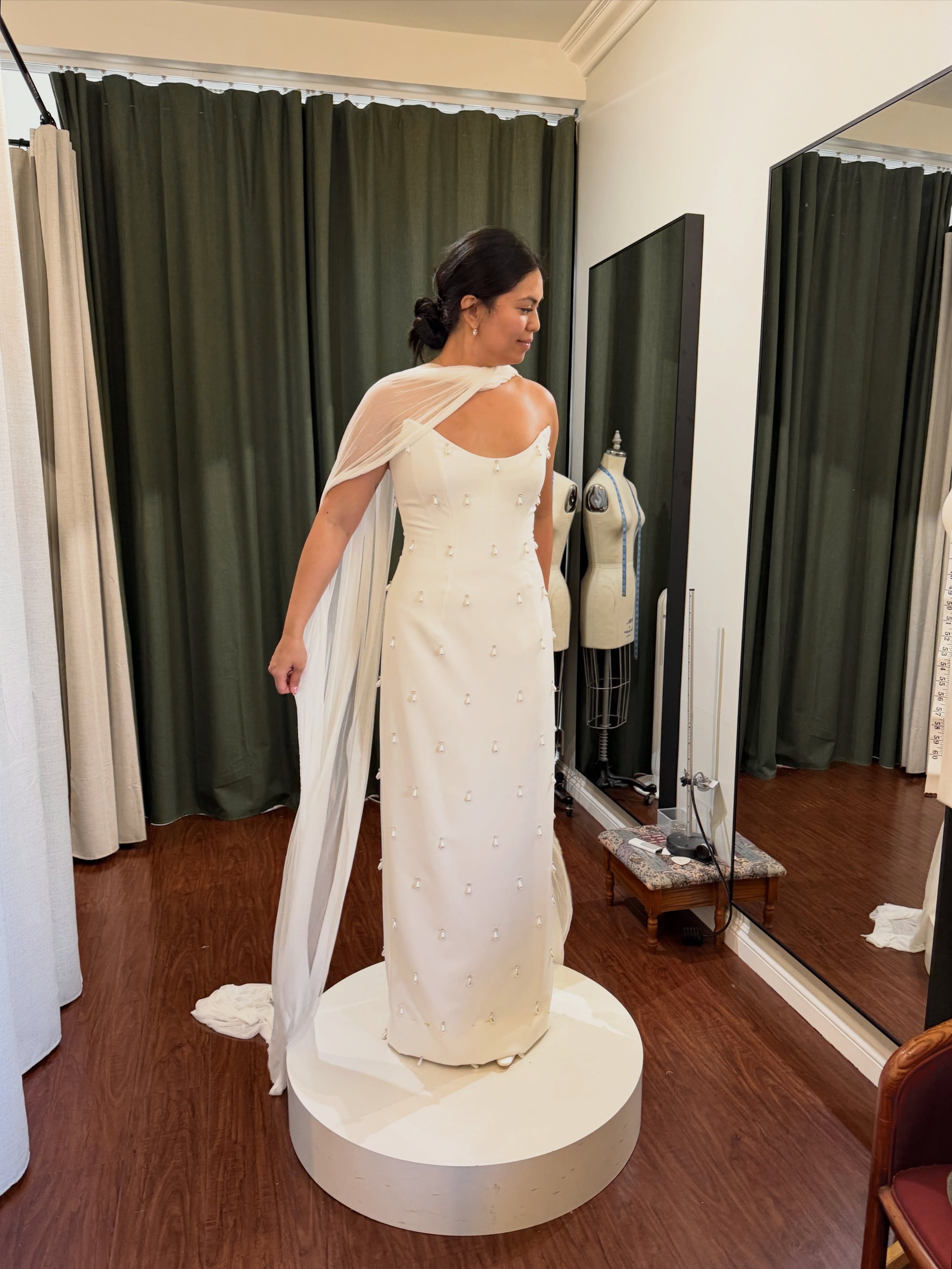 A dreaming wedding in France for Erica💍🥂✨🪡

Dress: Sarah Seven

#weddingdress #bridalalterations #neewinalteration