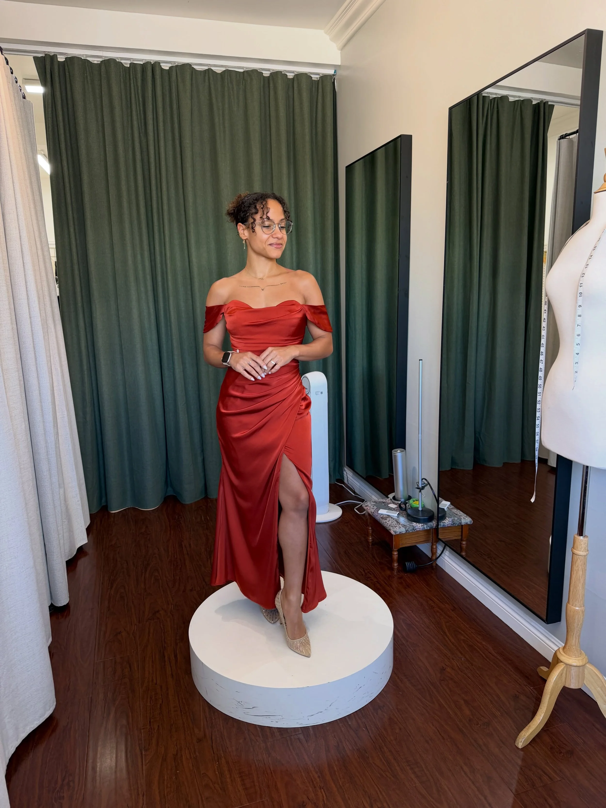 Dress alteration for Kellina R. 🪡✨

#dresses #alterations #wedding